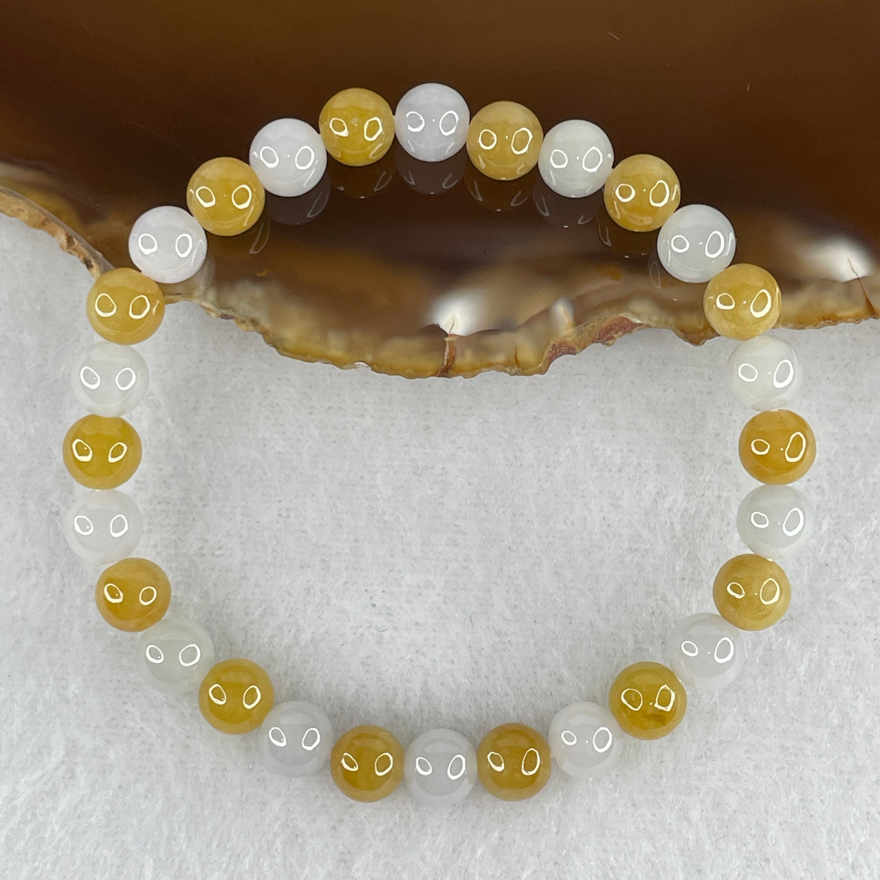 Natural Type A Faint Lavender Jadeite Bracelet | 14.5cm Petite 6.4mm Round Genuine Violet Jade Bead Strand with Warm Yellow Accents (12.03g, 28 Beads)