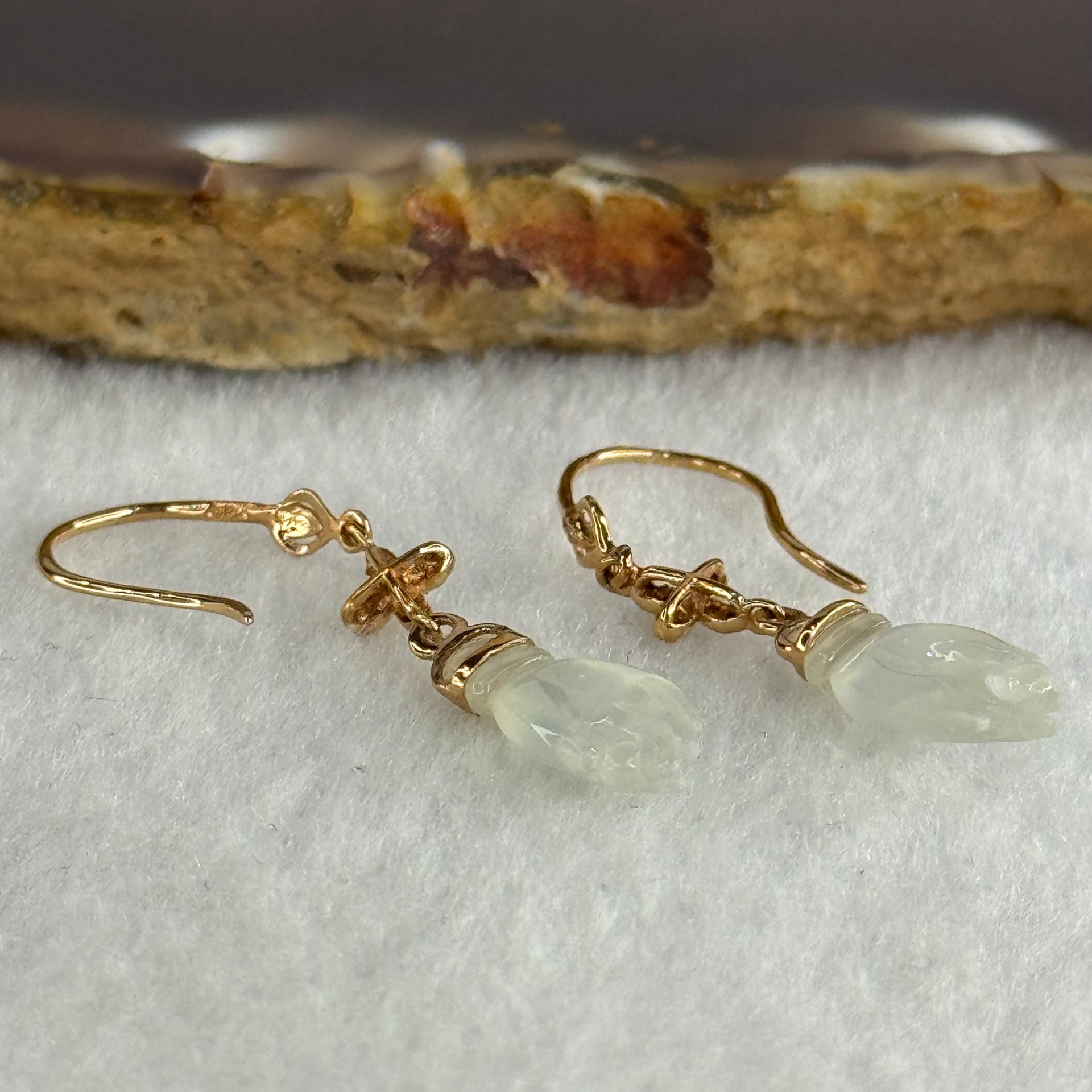 Type A HighIcy White Jade Jadeite Guan Yin’s Midas Touch 18k Rose Gold 1.58g 36.3 by 6.1 by 3.2mm - Huangs Jadeite and Jewelry Pte Ltd