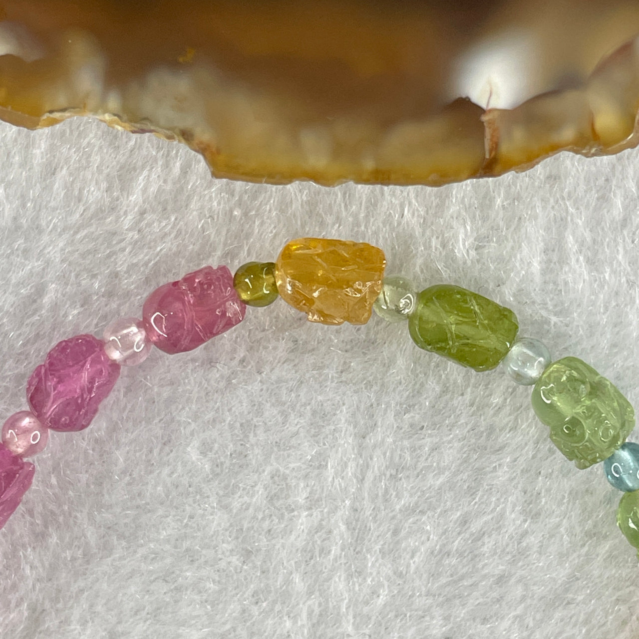 Very Good Grade Natural Rainbow Tourmaline Pixiu Beads Bracelet 4.30g 13.5cm 4.5mm 19 Beads