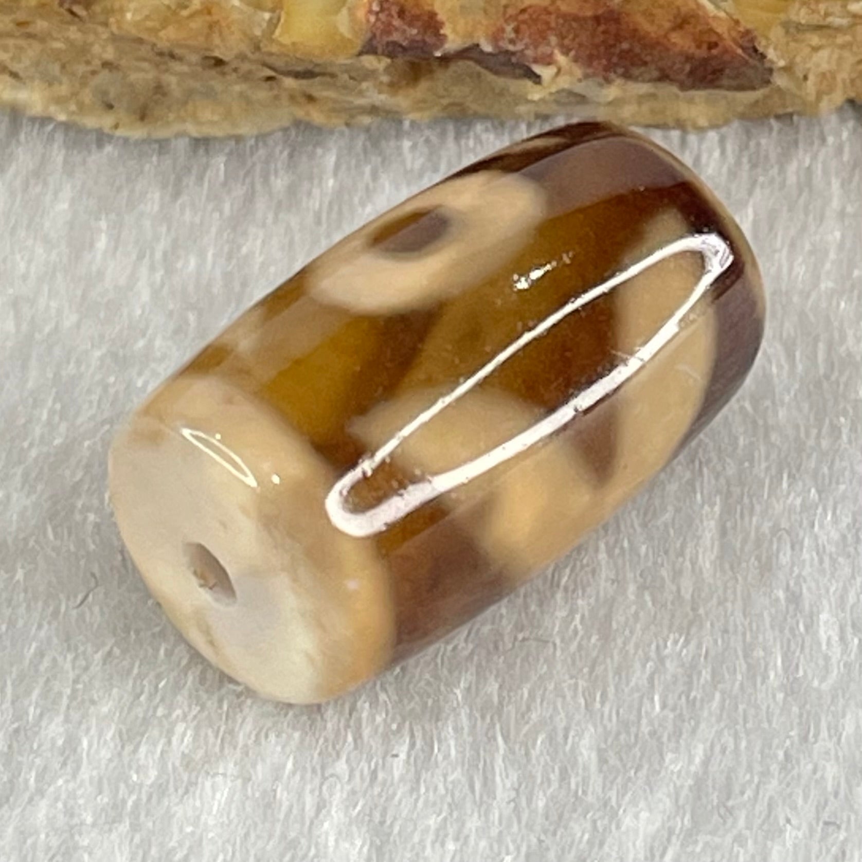 Natural Powerful Tibetan Old Oily Agate Patina Guiren Tairen Human Dzi Bead Totem Amulet Heavenly Master (Tian Zhu) 贵人天诛 4.63g 19.5 by 11.7mm - Huangs Jadeite and Jewelry Pte Ltd