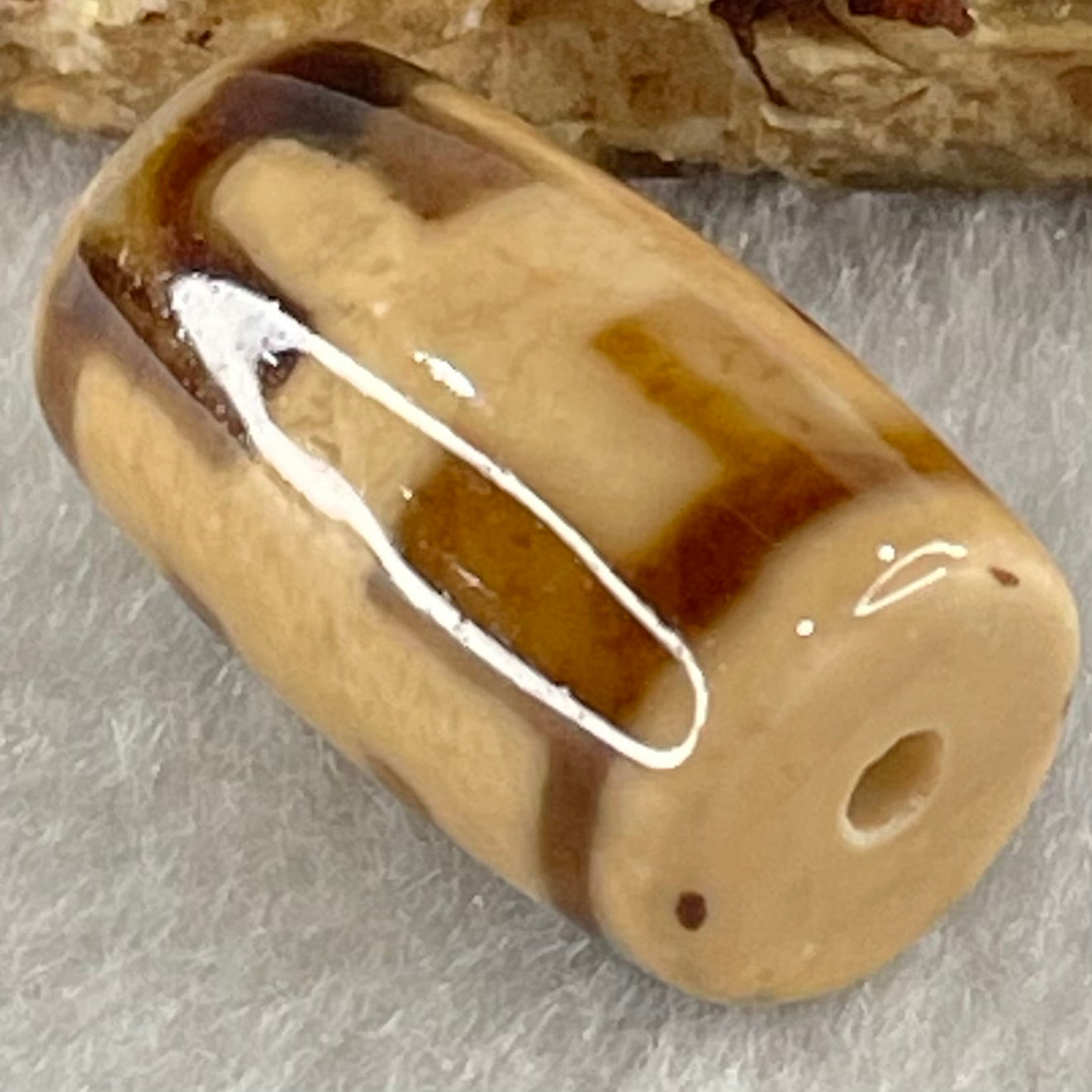 Natural Powerful Tibetan Old Oily Agate Patina Guiren Tairen Human Dzi Bead Totem Amulet Heavenly Master (Tian Zhu) 贵人天诛 4.84g 19.7 by 11.8mm - Huangs Jadeite and Jewelry Pte Ltd
