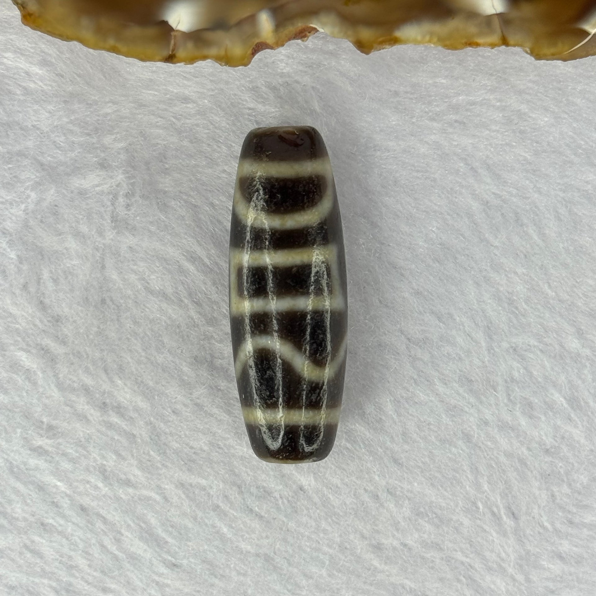 Natural Powerful Tibetan Old Oily Agate Sky Door Serenity 1 Eye Dzi Bead Heavenly Master (Tian Zhu) 一眼天诛 9.93g 37.6 by 13.3mm - Huangs Jadeite and Jewelry Pte Ltd