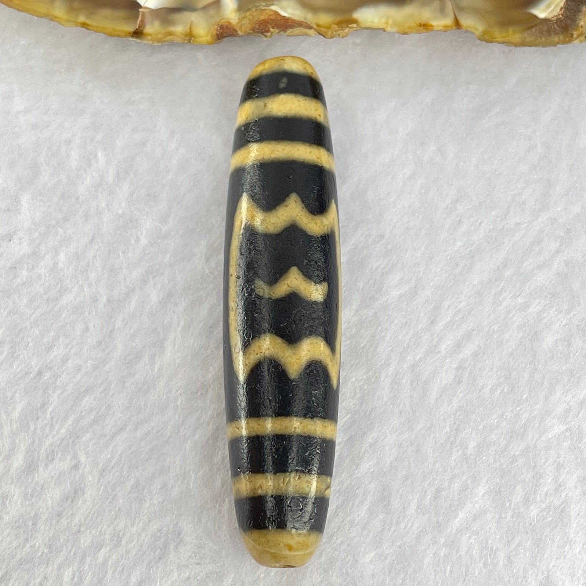 Natural Powerful Tibetan Old Oily Agate Garuda Long Dzi Bead Heavenly Master (Tian Zhu) 15.26g 57.4 by 13.5mm - Huangs Jadeite and Jewelry Pte Ltd