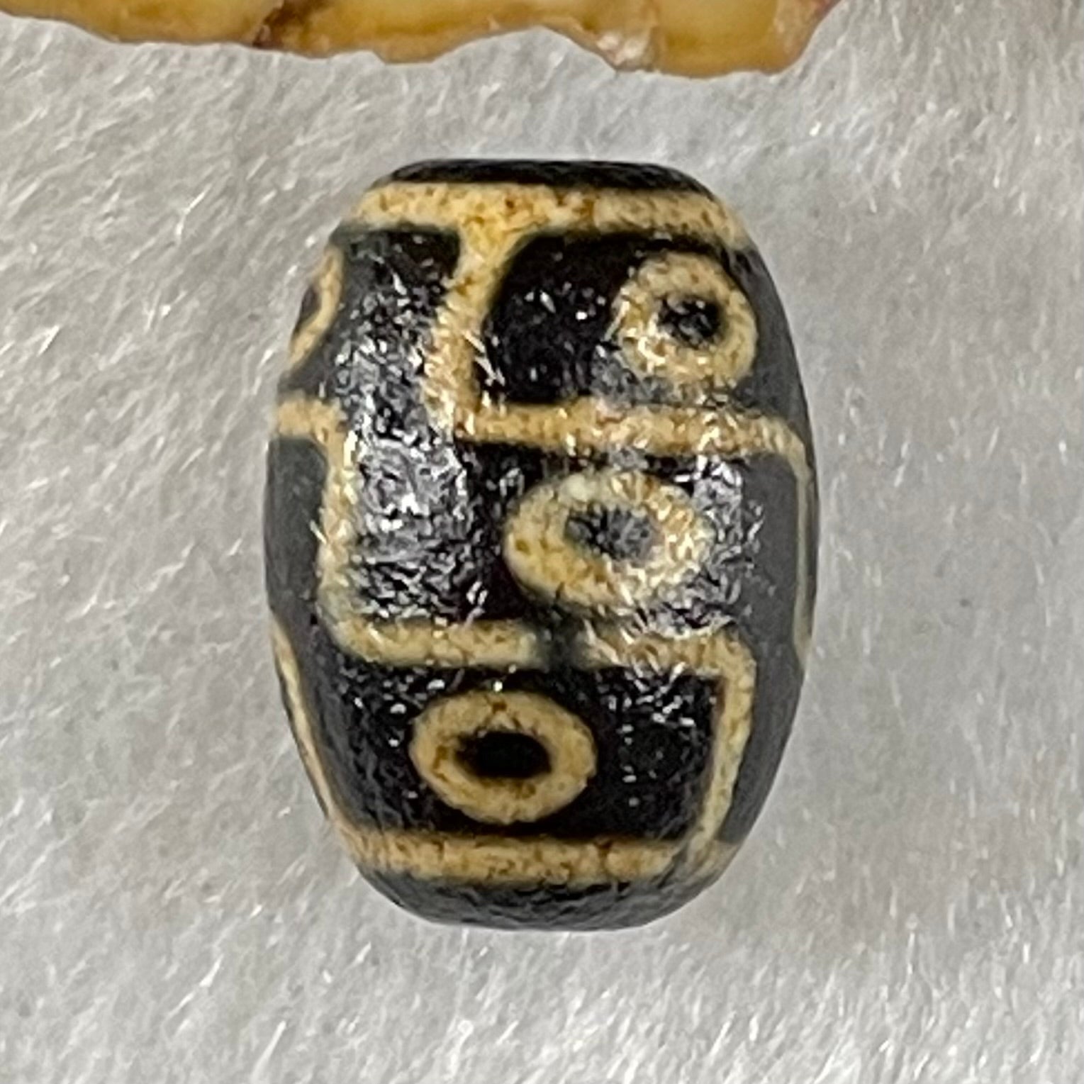 Natural Powerful Tibetan Old Oily Agate 9 Eyes Dzi Bead Heavenly Master (Tian Zhu) 九眼天诛 1.96g 13.6 by 10.0mm - Huangs Jadeite and Jewelry Pte Ltd