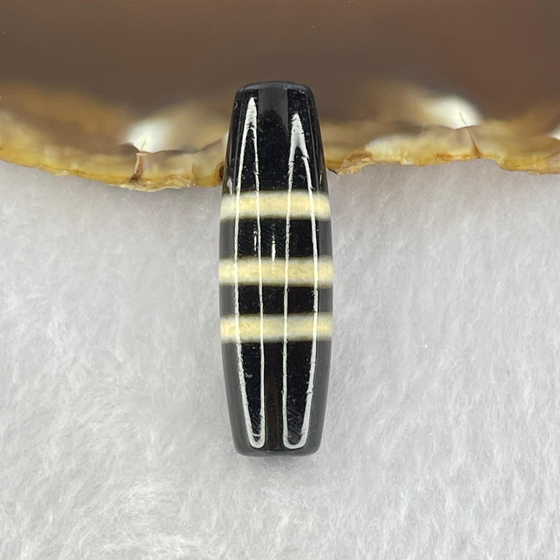 Natural Powerful Tibetan Old Oily Agate 3-Lines Dzi Bead Heavenly Master (Tian Zhu) 8.30g 38.4 by 11.9mm - Huangs Jadeite and Jewelry Pte Ltd