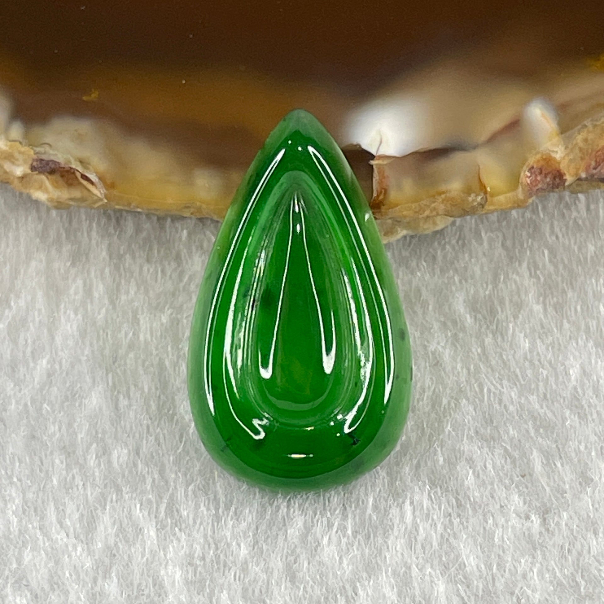 Type A Natural Semi Icy Bright Green Jadeite Tear Drop Shape Stone for Setting 1.25g 21.4 by 12.5 by 2.8mm - Huangs Jadeite and Jewelry Pte Ltd