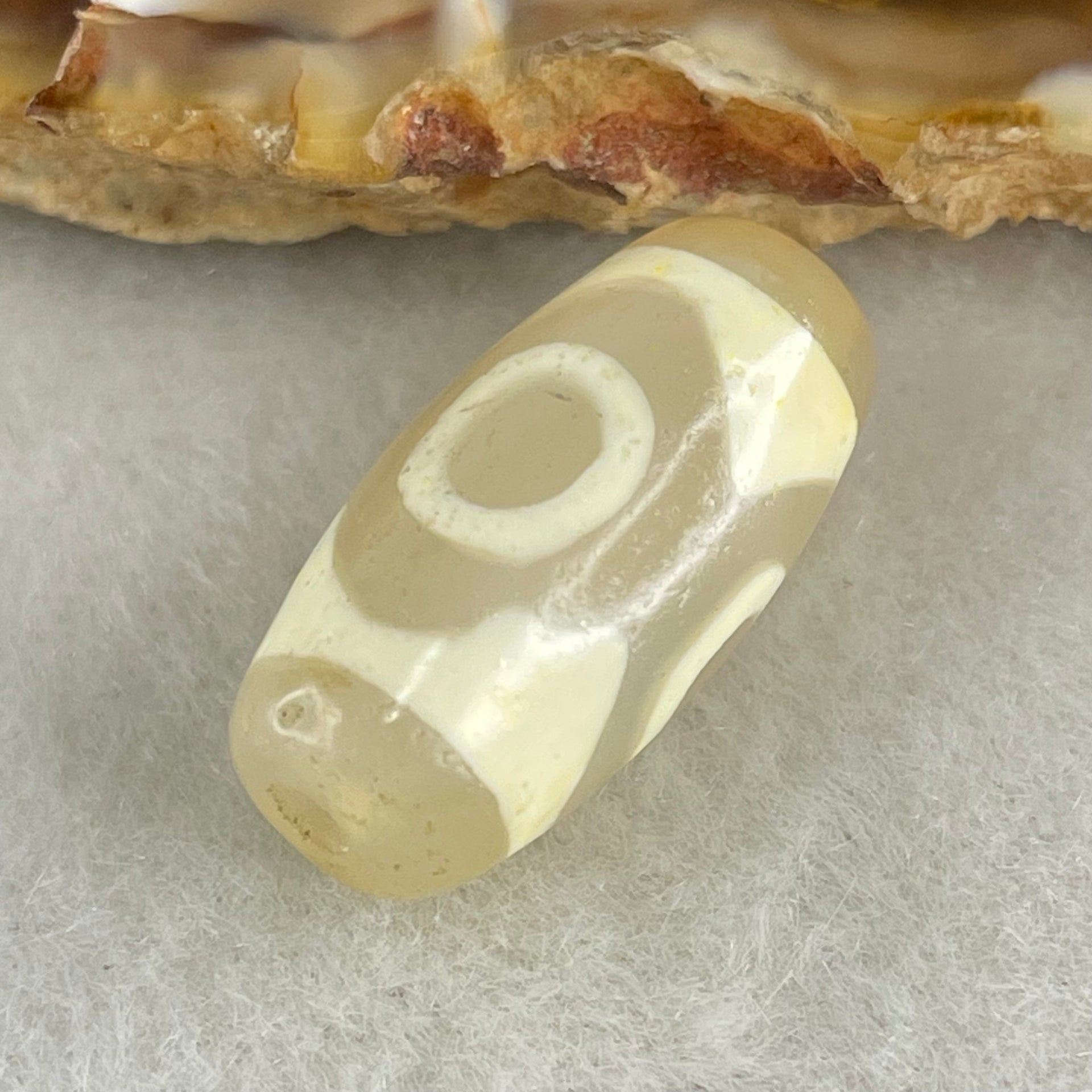 Natural Powerful Tibetan Old Oily Agate 3 Eyes Dzi Bead Heavenly Master (Tian Zhu) 三眼天诛 2.90g 20.1 by 10.1mm - Huangs Jadeite and Jewelry Pte Ltd