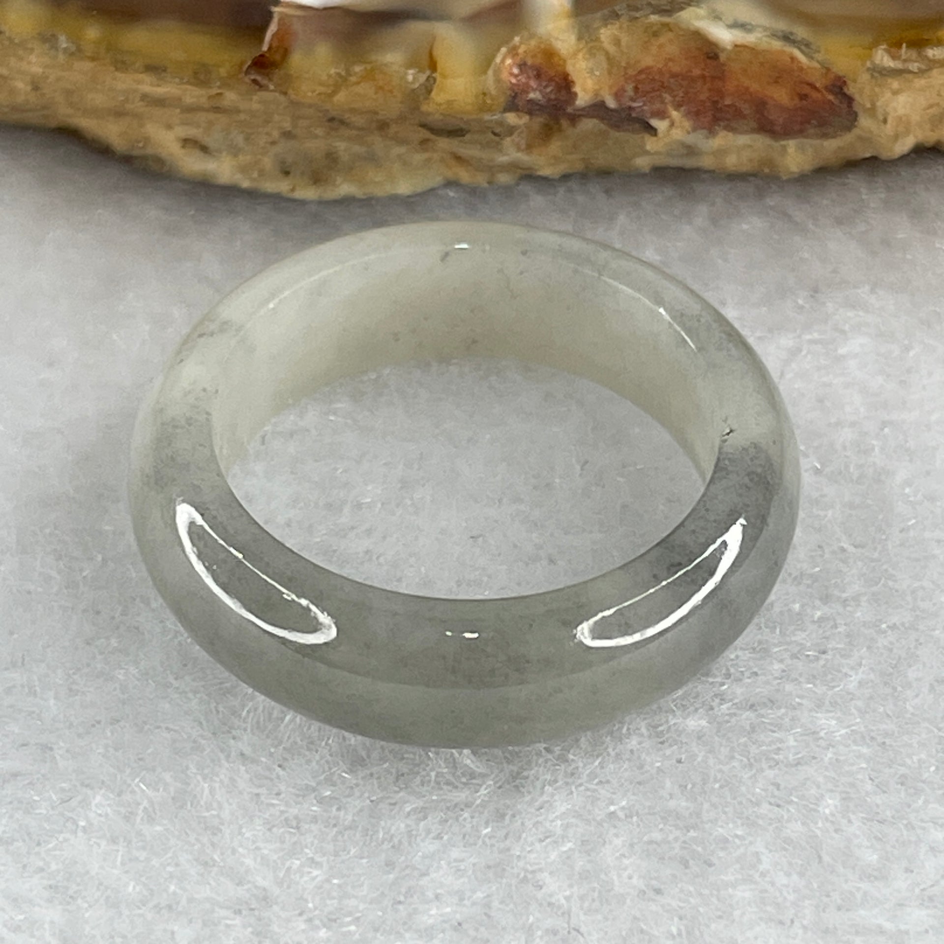Natural-Type-A-Light-Wuji-Grey-Jadeite-Ring-3.07g-5.6-by-3.2mm-US-6.8-Hk15-(Close-to-Perfect)