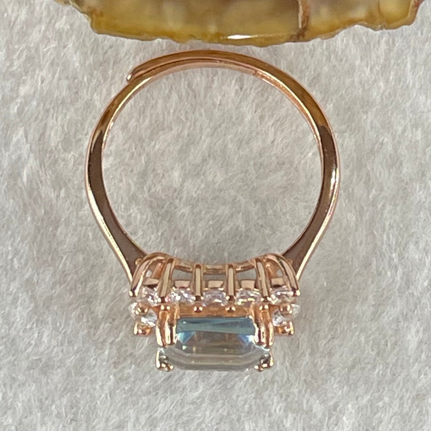 Natural Aquamarine with Crystals in S925 Sliver Rose Gold Color Ring (Adjustable Size) 2.90g 8.7 by 8.2 by 3.0mm - Huangs Jadeite and Jewelry Pte Ltd