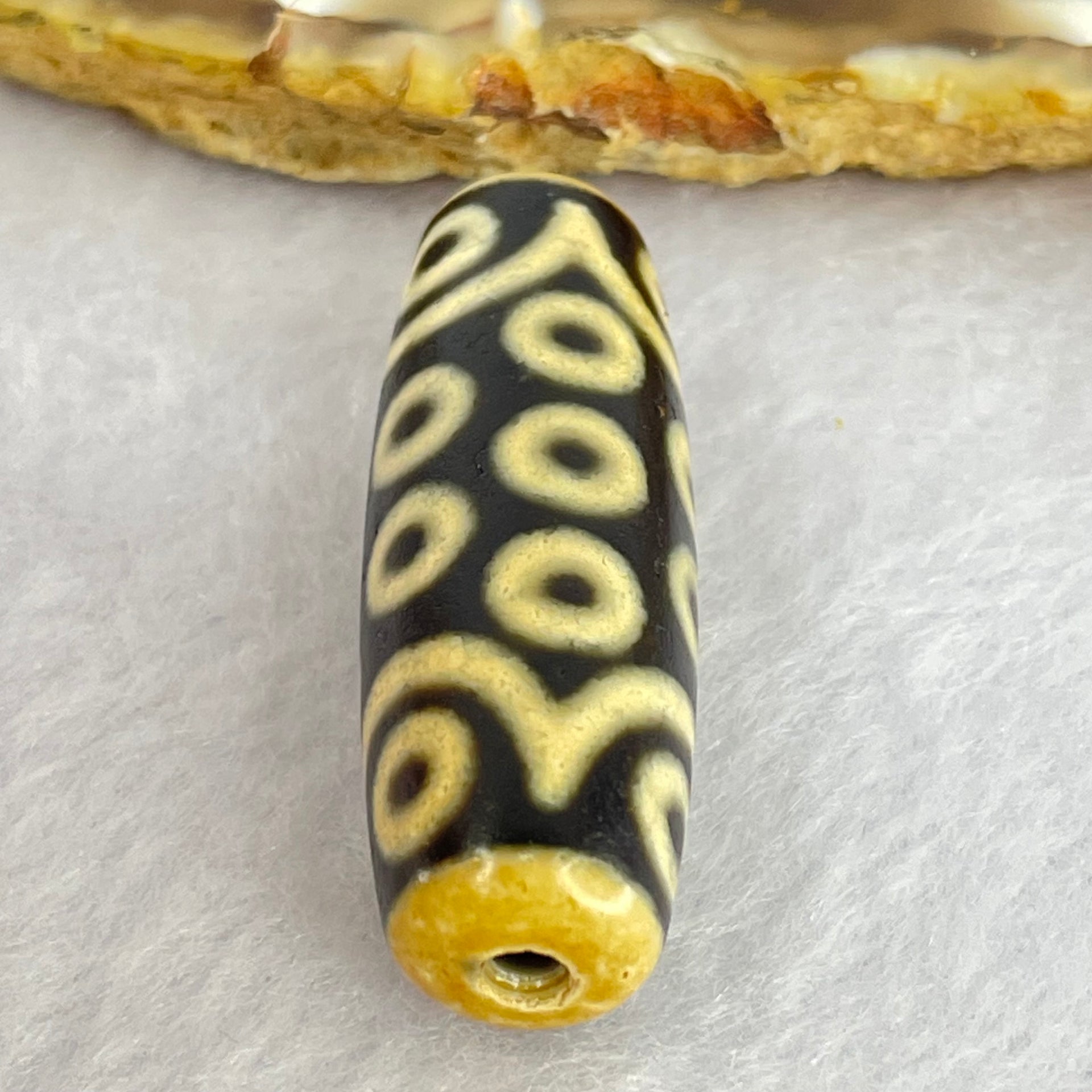 Natural Powerful Tibetan Old Oily Agate 21 Eyes Dzi Bead Heavenly Master (Tian Zhu) 二一眼天诛 10.06g 38.6 by 12.9mm - Huangs Jadeite and Jewelry Pte Ltd