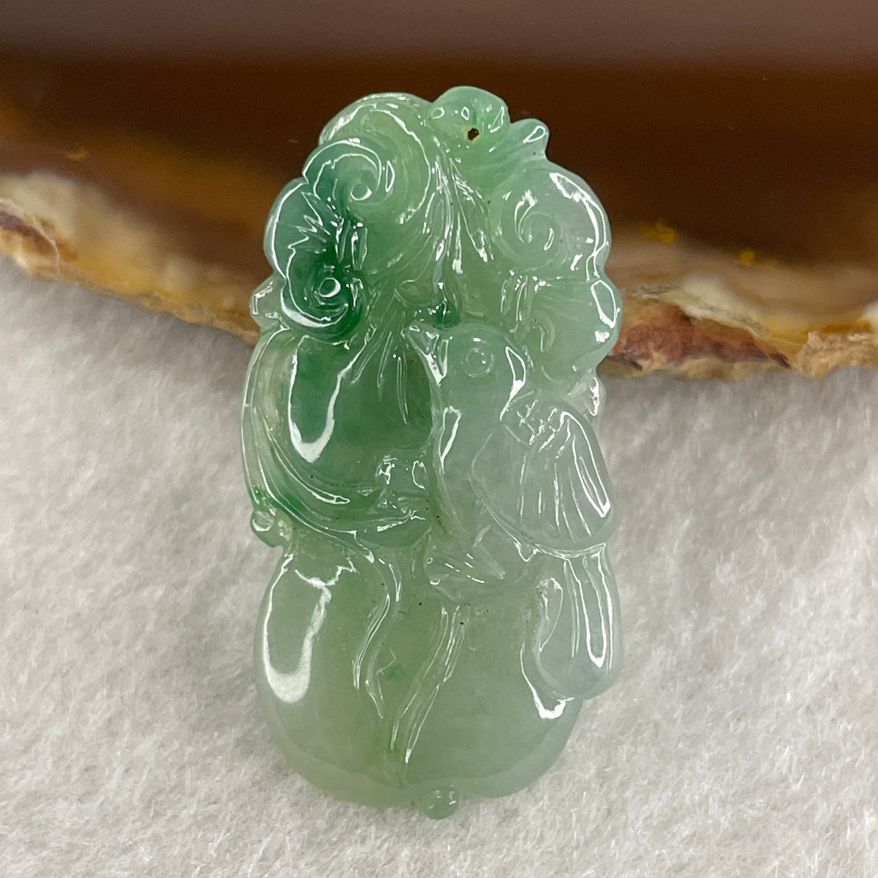 Natural Type A Jelly Green with Faint Green Jadeite Bird on Hulu and Ruyi Pendant 6.79g 34.1 by 18.0 by 6.8mm - Huangs Jadeite and Jewelry Pte Ltd