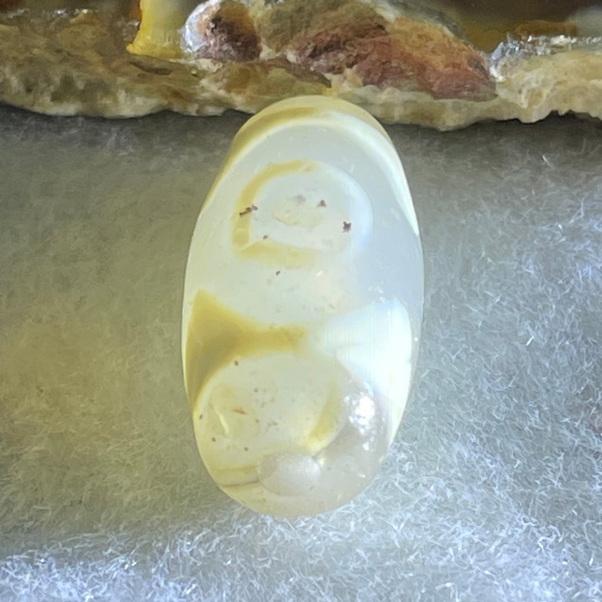 Natural Powerful Tibetan Old Oily Agate 3 Eyes Dzi Bead Heavenly Master (Tian Zhu) 三眼天诛 2.97g 20.1 by 10.2mm - Huangs Jadeite and Jewelry Pte Ltd