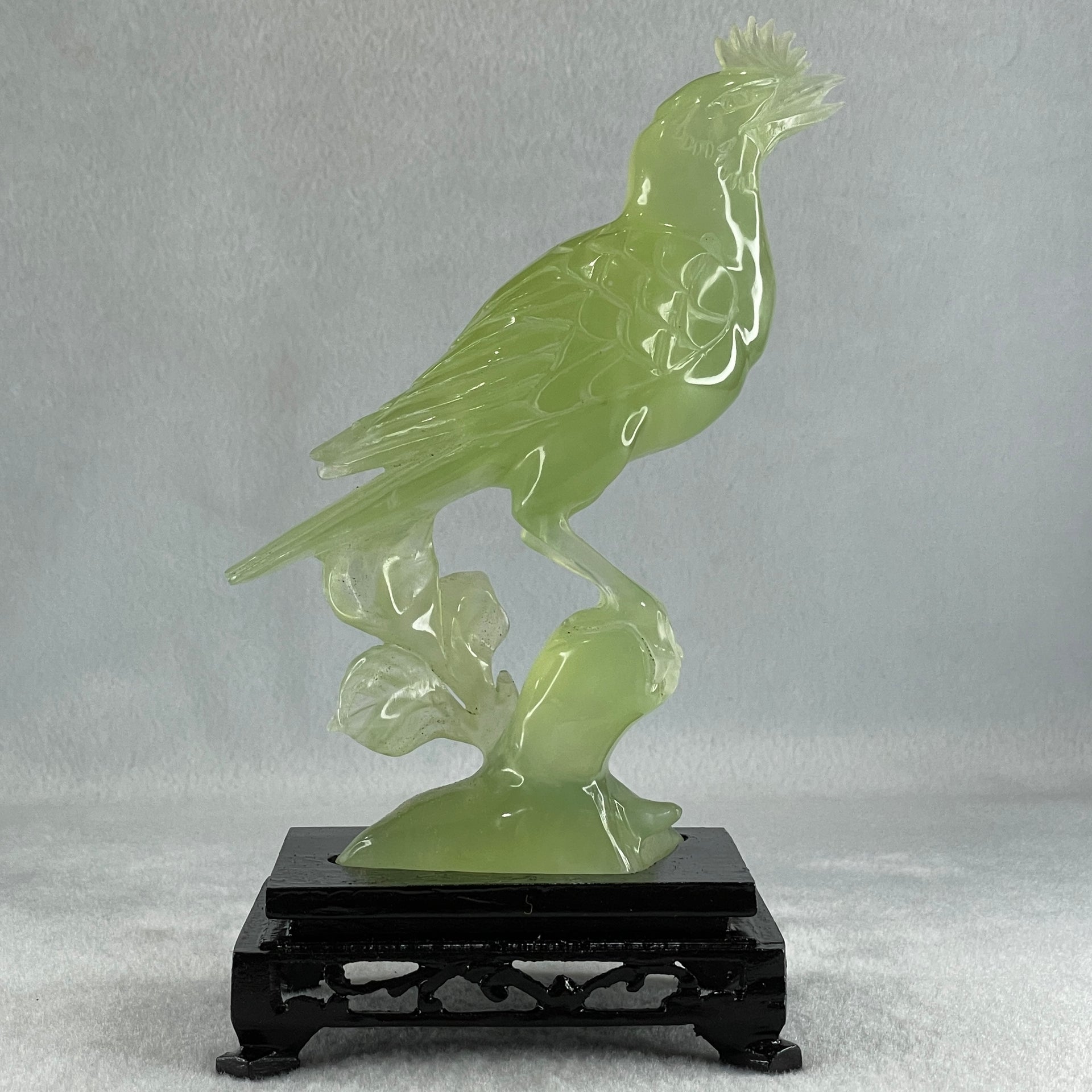 Natural Green Serpentine Javan Mynah Birds on Tree with Wooden Stand Display 375.6g 112.0 by 188.0 by 66.0mm - Huangs Jadeite and Jewelry Pte Ltd