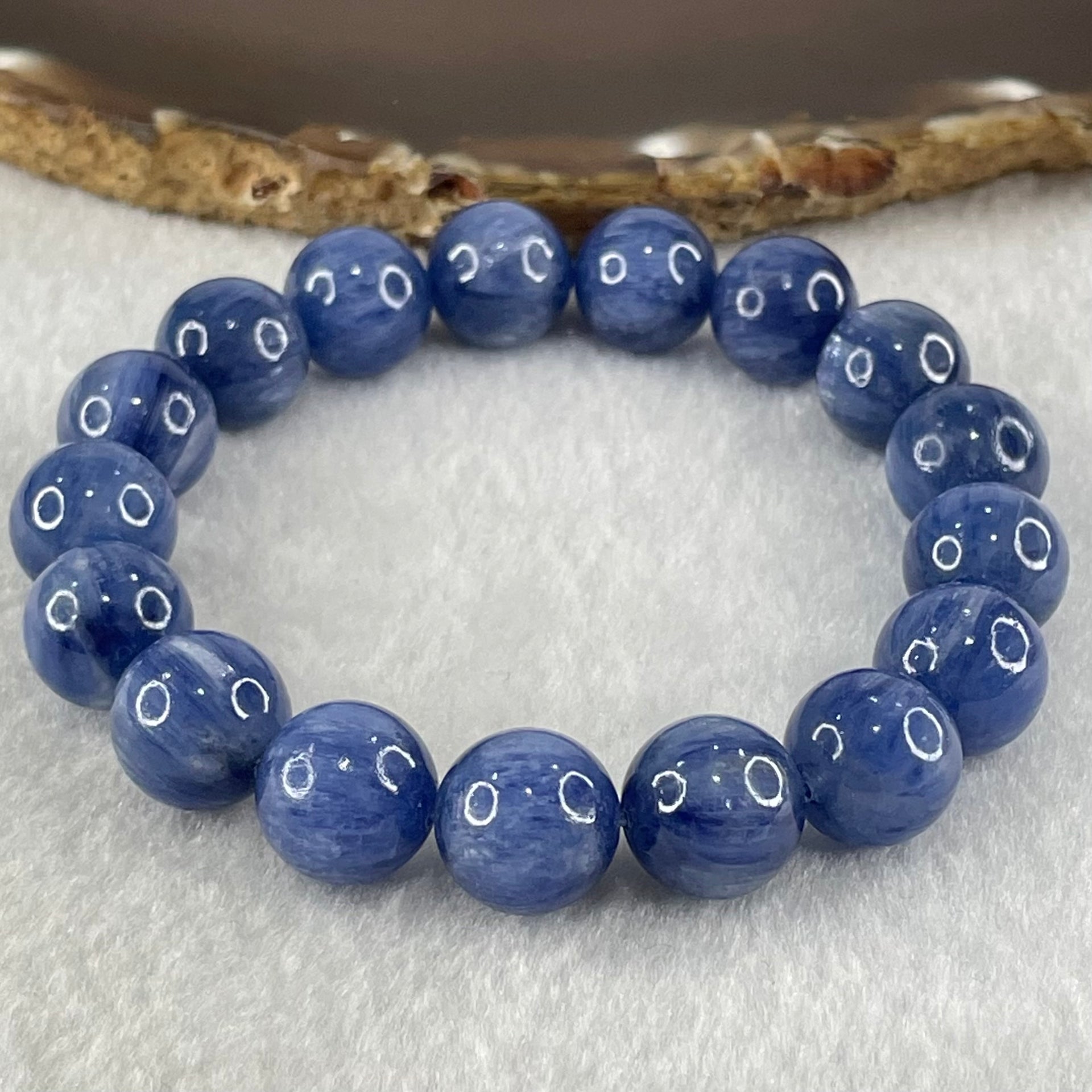 Natural Blue Kyanite Beads Bracelet 55.73g 17cm 12.4mm 17 Beads - Huangs Jadeite and Jewelry Pte Ltd