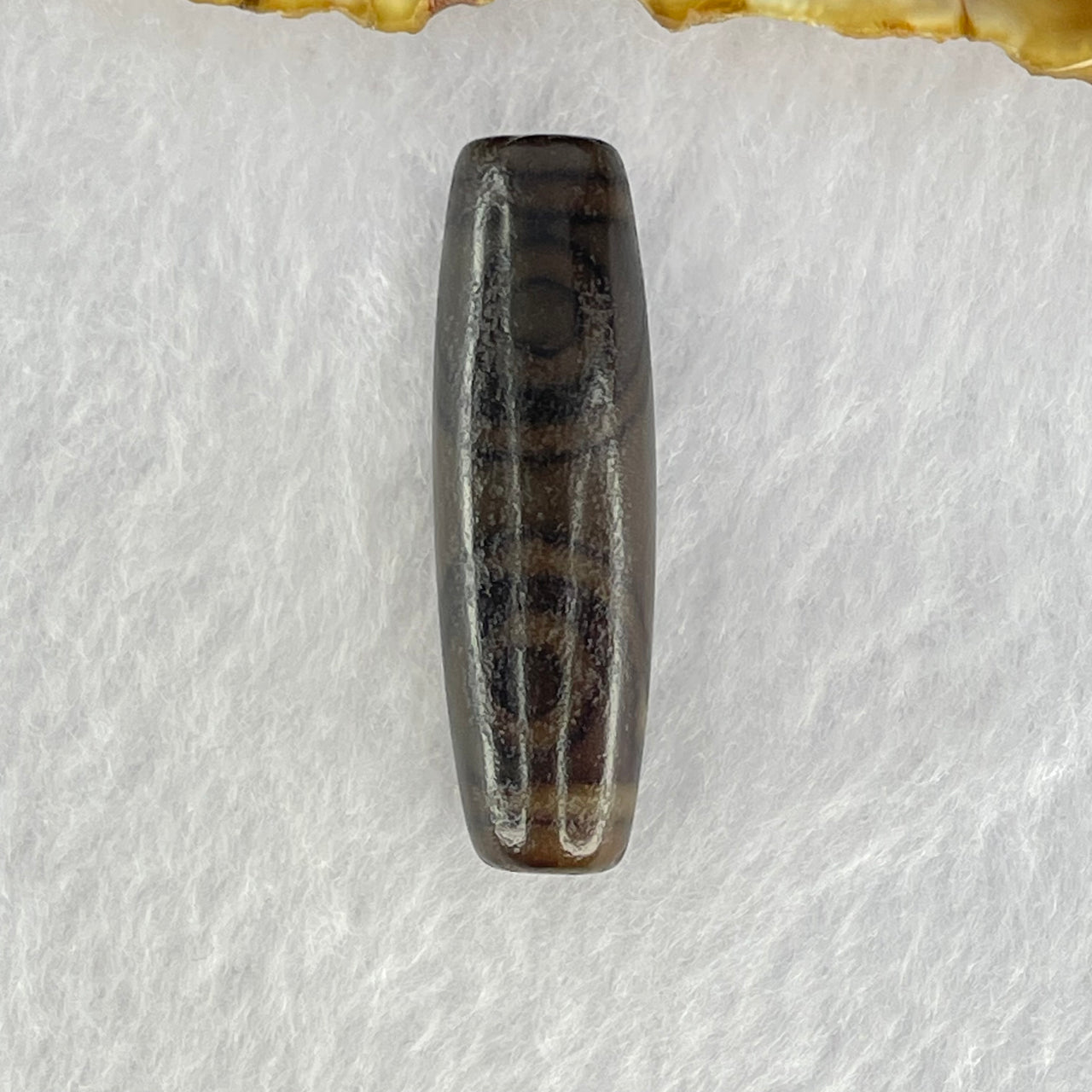 Natural Powerful Tibetan Old Oily Agate 3 Eyes Dzi Bead Heavenly Master (Tian Zhu) 三眼天诛 8.27g 38.3 by 11.8mm - Huangs Jadeite and Jewelry Pte Ltd