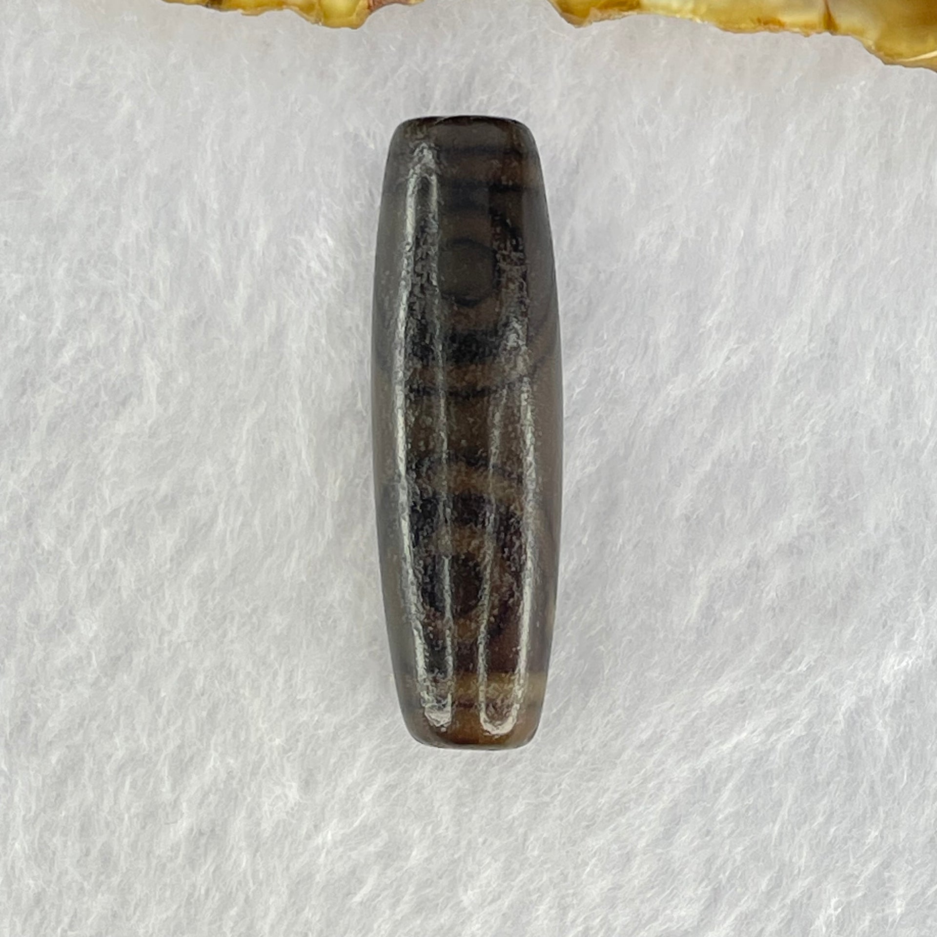 Natural Powerful Tibetan Old Oily Agate 3 Eyes Dzi Bead Heavenly Master (Tian Zhu) 三眼天诛 8.27g 38.3 by 11.8mm - Huangs Jadeite and Jewelry Pte Ltd