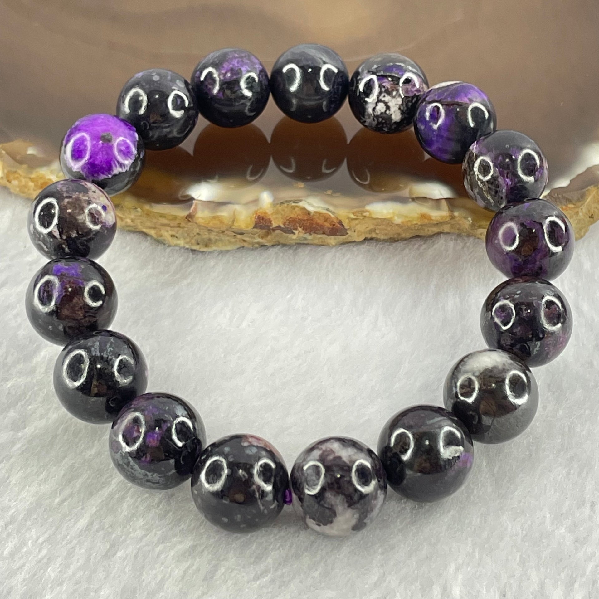 Very Good Grade Natural Sugilite Bracelet 天然苏纪石手链 46.25g 17cm 11.8mm 17 Beads - Huangs Jadeite and Jewelry Pte Ltd