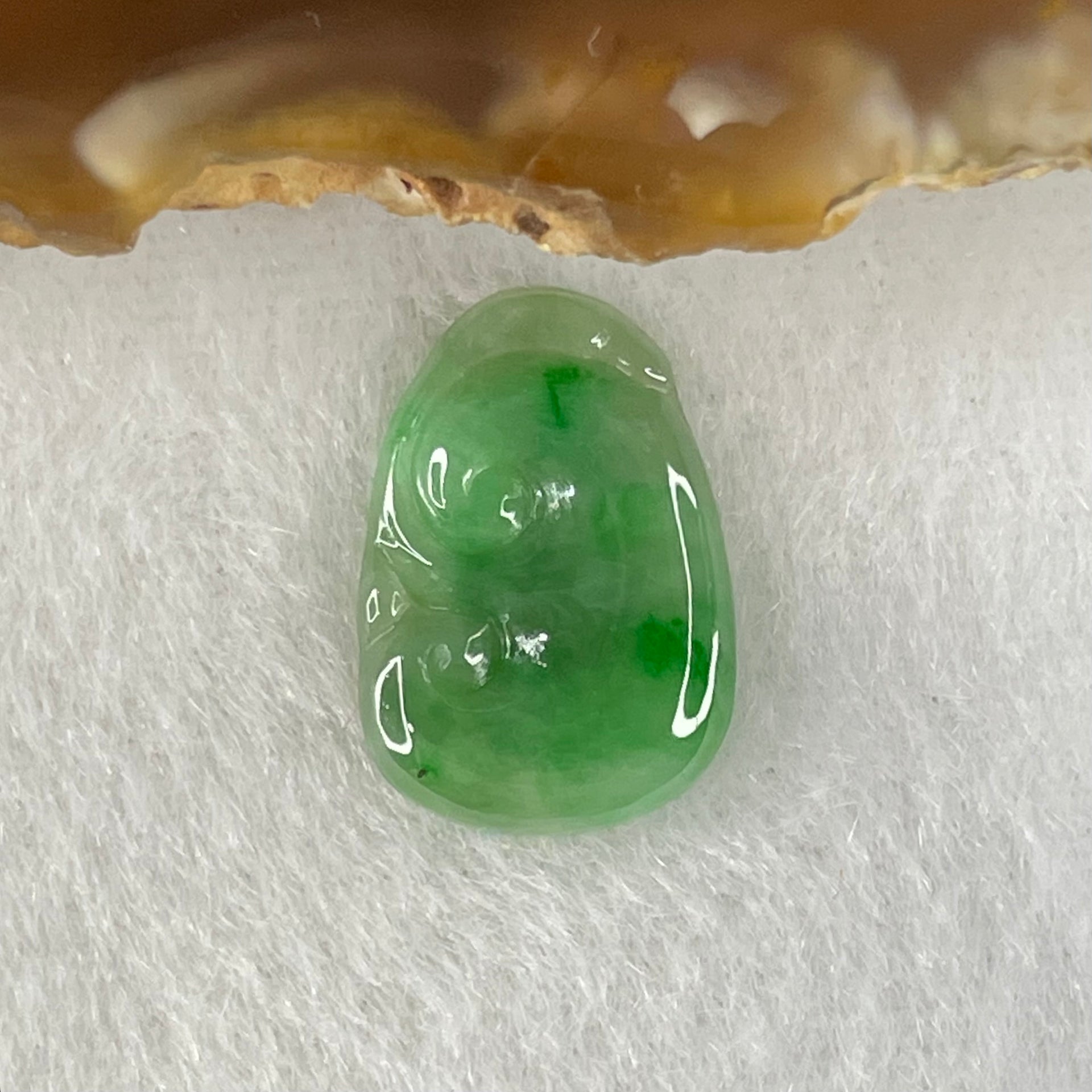 Type A Old Mine Spicy Green Jadeite Ruyi Charm Stone For Setting 1.01g 16.5 by 11.6 by 2.4mm - Huangs Jadeite and Jewelry Pte Ltd