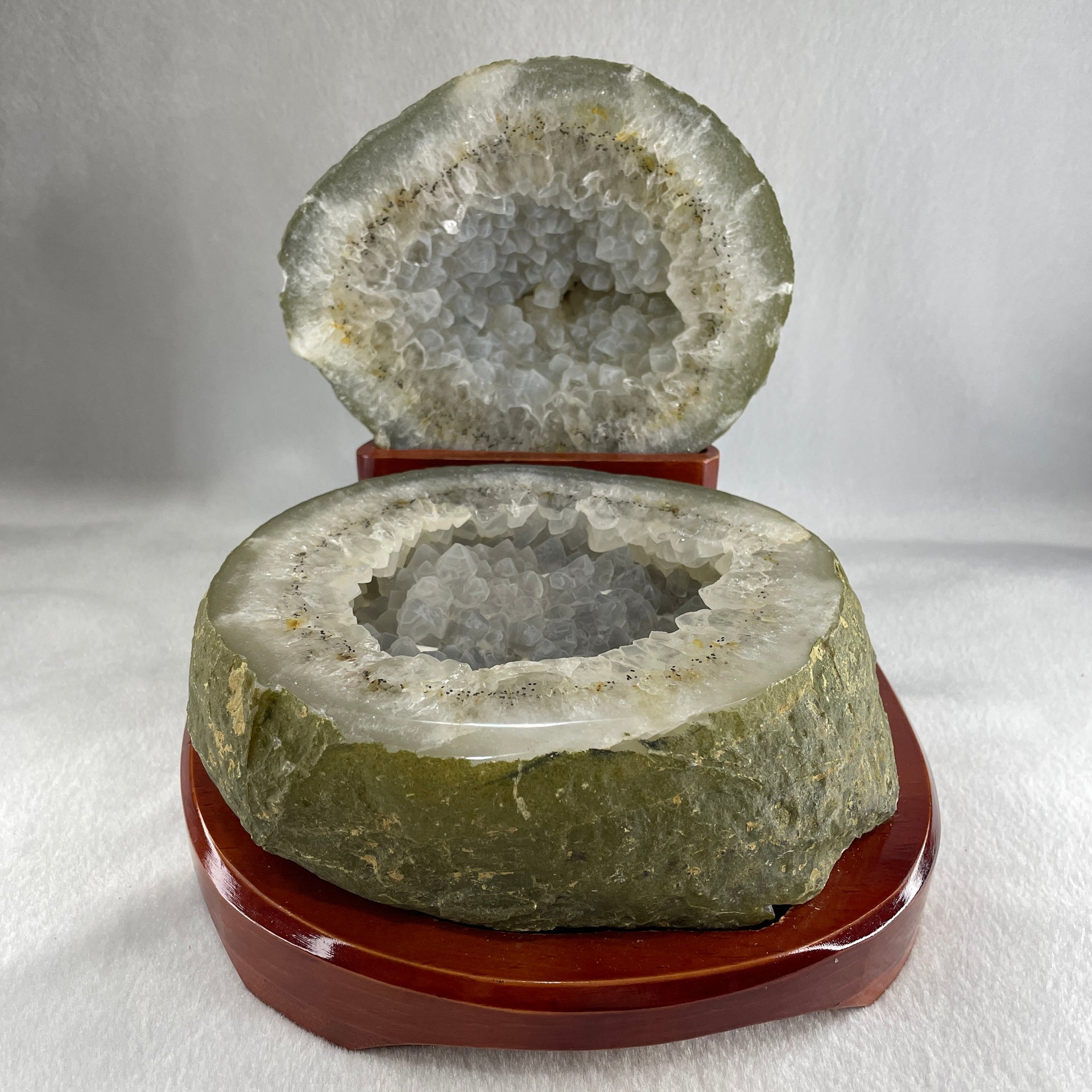 Natural White Agate Wealth Pot with Wooden Stand 3,073.0g 195.0 by 210.0 by 180.0mm - Huangs Jadeite and Jewelry Pte Ltd