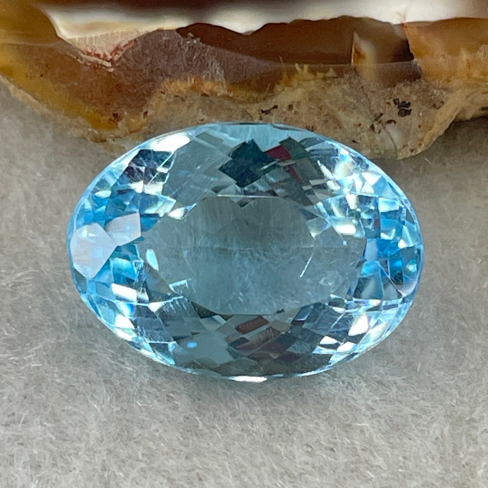 Natural Sky Blue Topaz Oval Shape 15.57ct 17.1 by 12.4 by 8.6mm - Huangs Jadeite and Jewelry Pte Ltd