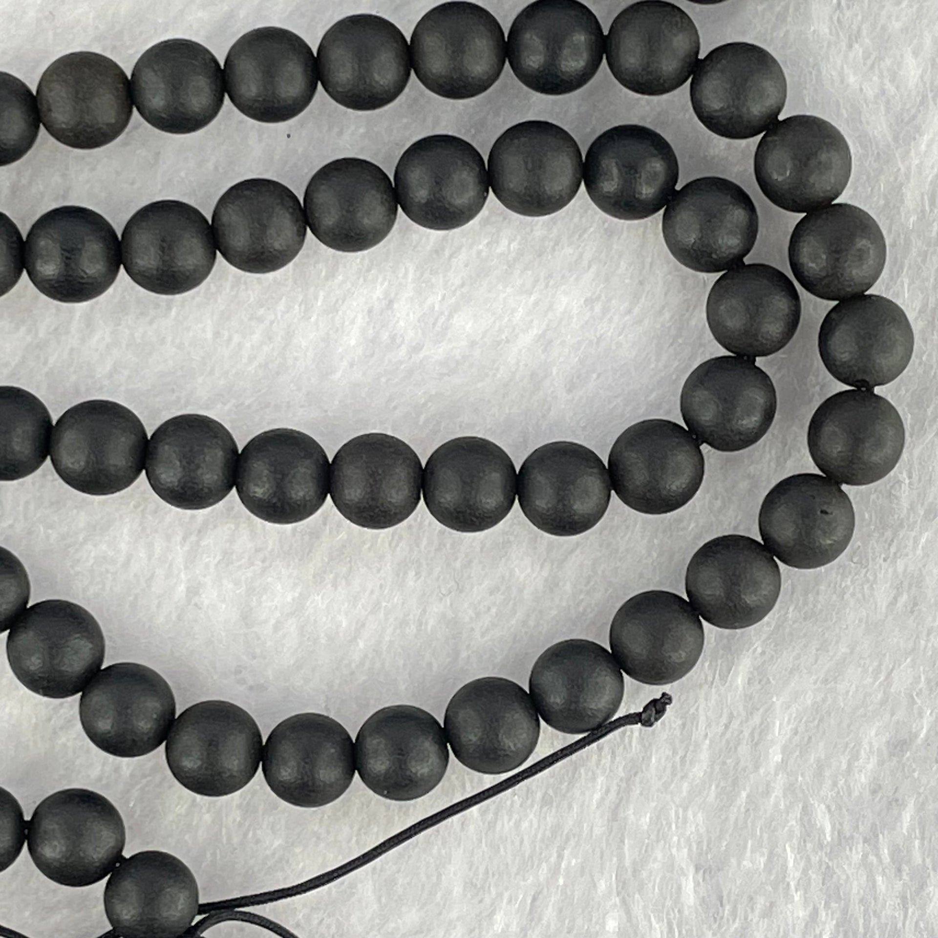 Natural Dark Matt Black Amber Beads Necklace 天然大黑天翁琥珀项链 10.22g 56cm 7.5mm 1 Bead 5.4mm 108 Beads - Huangs Jadeite and Jewelry Pte Ltd