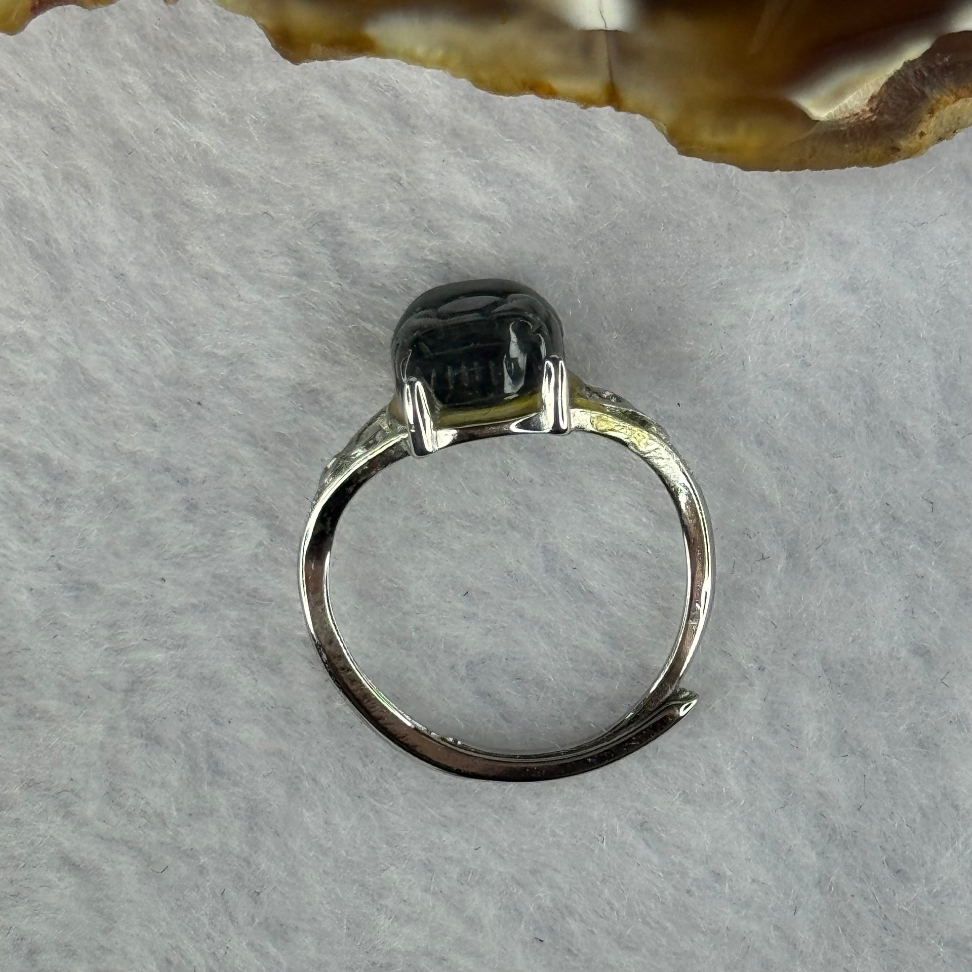 Natural Labradorite Pixiu in S925 Sliver Ring (Adjustable Size) 2.05g 9.7 by 8.3 by 5.4mm - Huangs Jadeite and Jewelry Pte Ltd