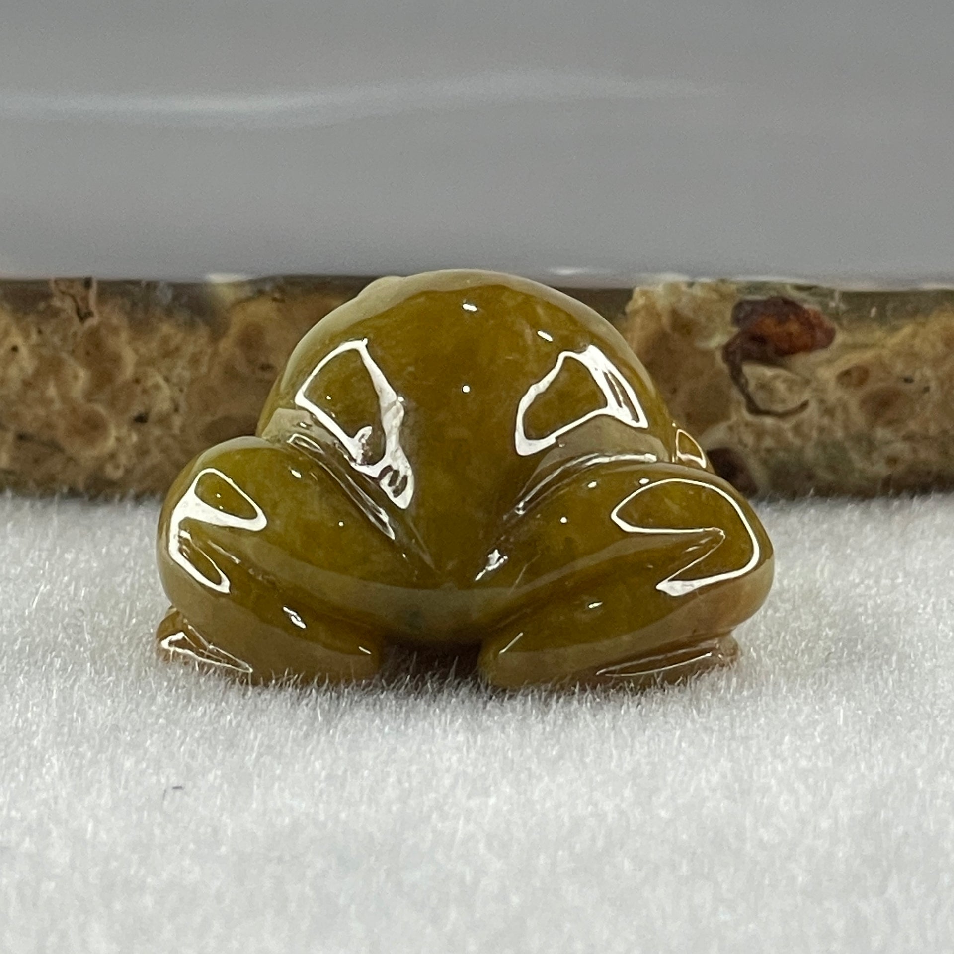 Natural Type A Yellow Jadeite Frog Pendant Charm 18.93g 31.7 by 26.4 by 16.9mm - Huangs Jadeite and Jewelry Pte Ltd