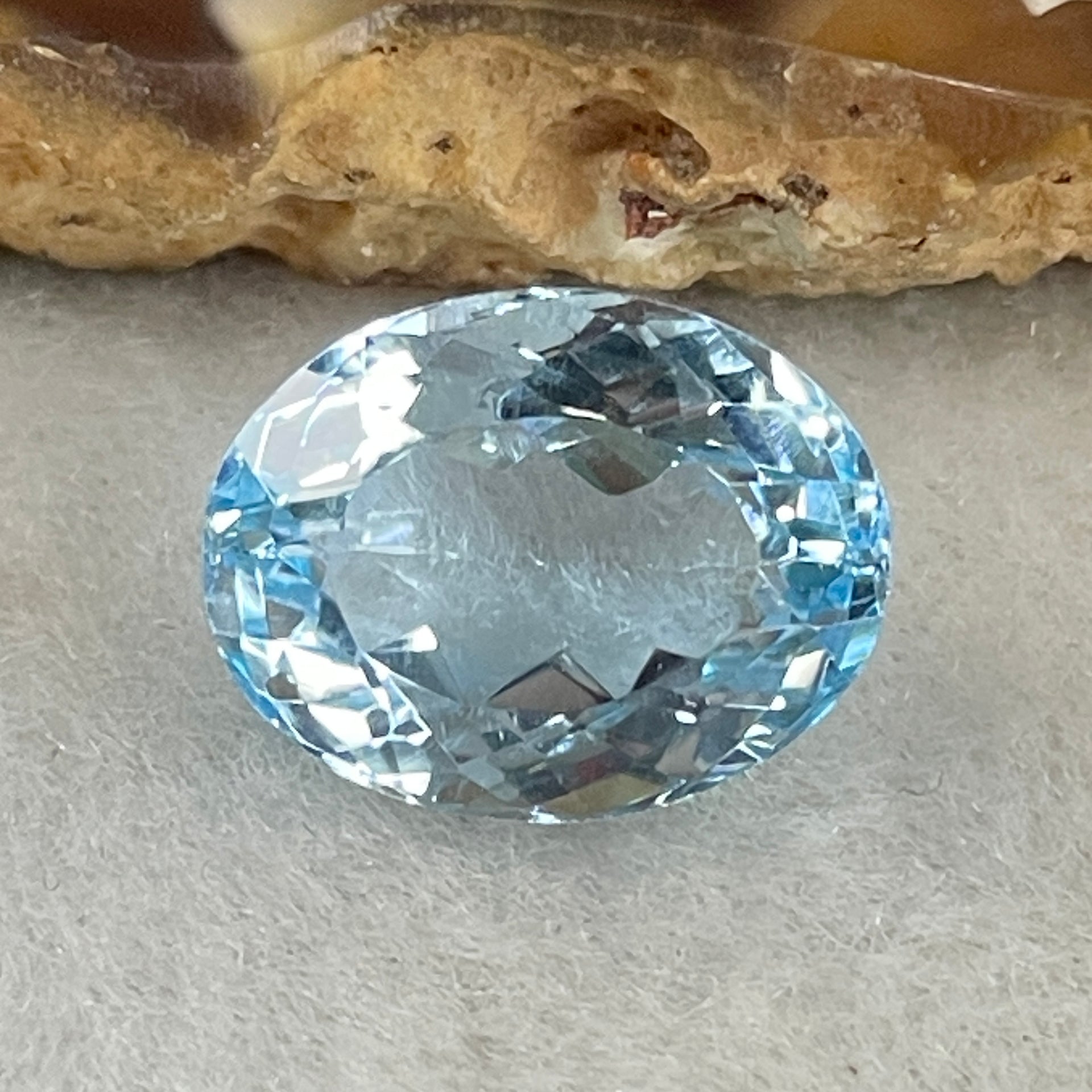 Natural Sky Blue Topaz Oval Shape 10.65ct 14.1 by 10.6 by 8.0mm - Huangs Jadeite and Jewelry Pte Ltd