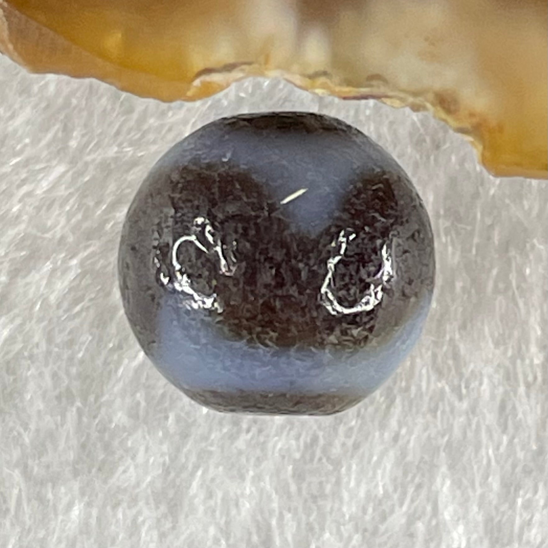 Natural Powerful Tibetan Old Oily Agate Tiger Tooth Daluo Dzi Bead Heavenly Master (Tian Zhu) 虎呀天诛 1.45g 9.8 by 10.3mm - Huangs Jadeite and Jewelry Pte Ltd