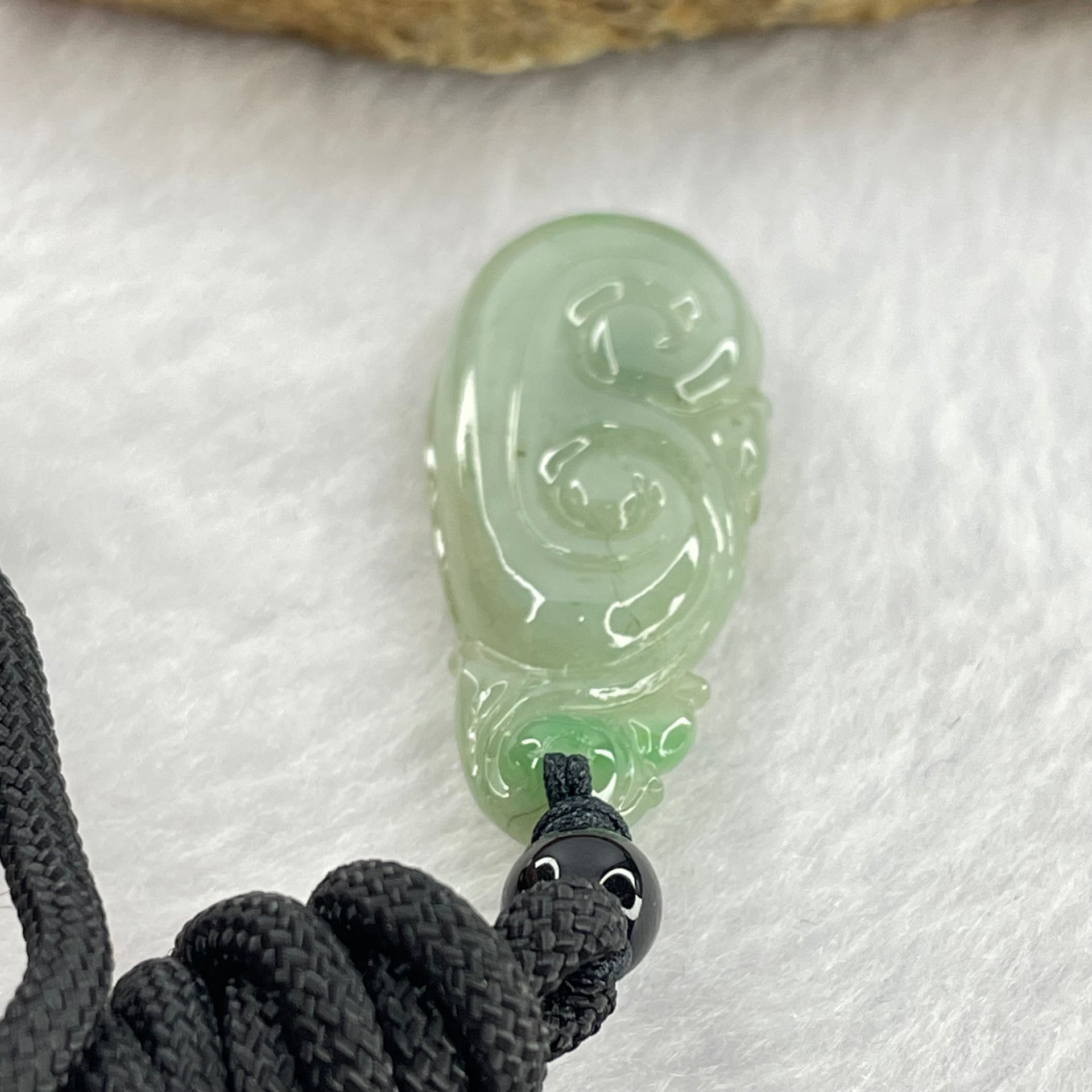 Type A Green Jadeite Ruyi Pendent 7.51g 33.9 by 14.2 by 6.0mm - Huangs Jadeite and Jewelry Pte Ltd