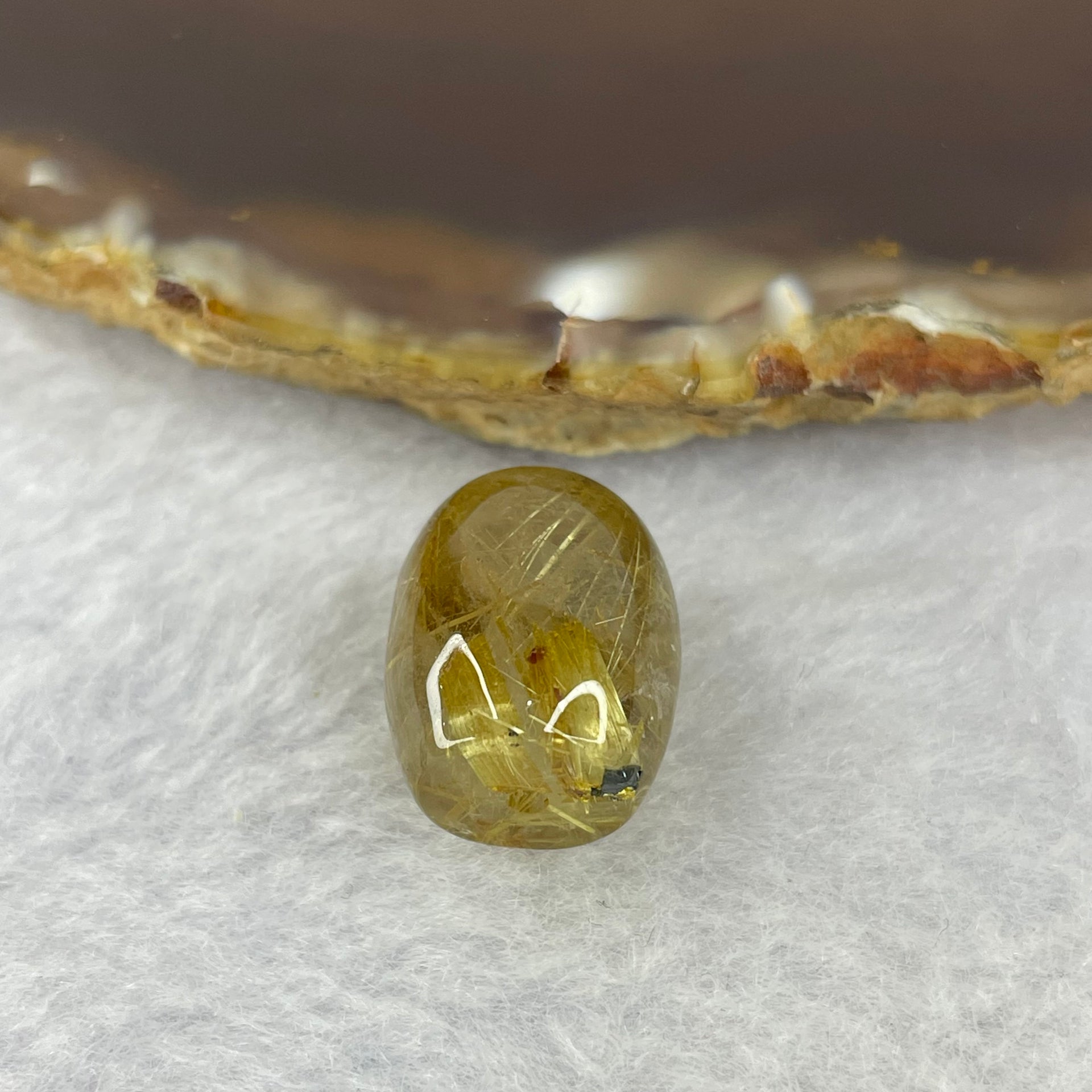 Good Grade Natural Golden Rutilated Quartz Crystal Lulu Tong Barrel 天然金顺发晶水晶露露通桶 3.91g 14.4 by 12.6mm - Huangs Jadeite and Jewelry Pte Ltd