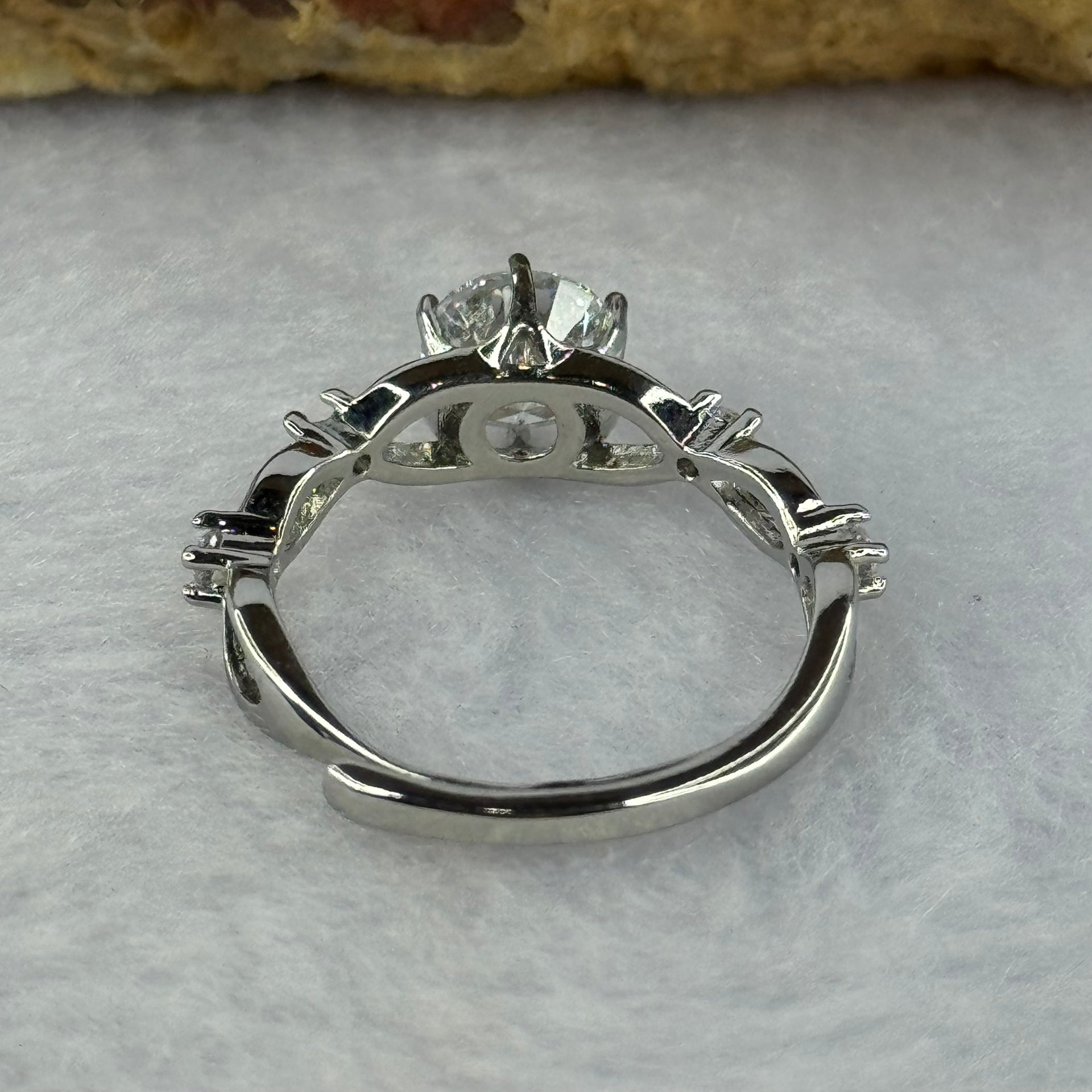 Cubic Zirconia in S925 Sliver Ring (Adjustable Size) 1.74g 6.5 by 4.5mm - Huangs Jadeite and Jewelry Pte Ltd