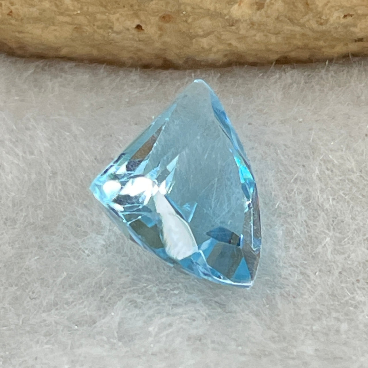 Natural Sky Blue Topaz Trillion Shape 2.86ct 10.9 by 9.0 by 5.0mm - Huangs Jadeite and Jewelry Pte Ltd