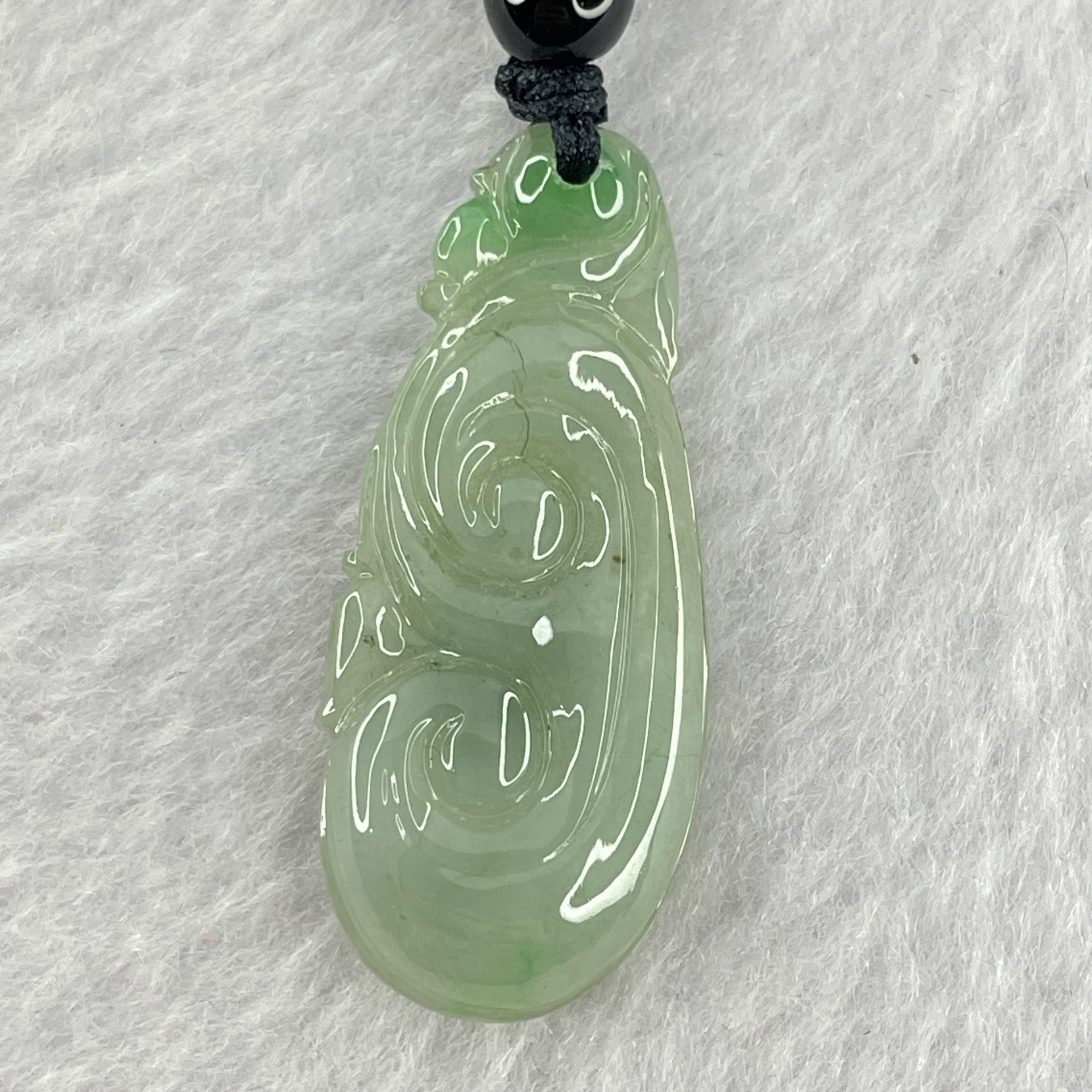 Type A Green Jadeite Ruyi Pendent 7.51g 33.9 by 14.2 by 6.0mm - Huangs Jadeite and Jewelry Pte Ltd