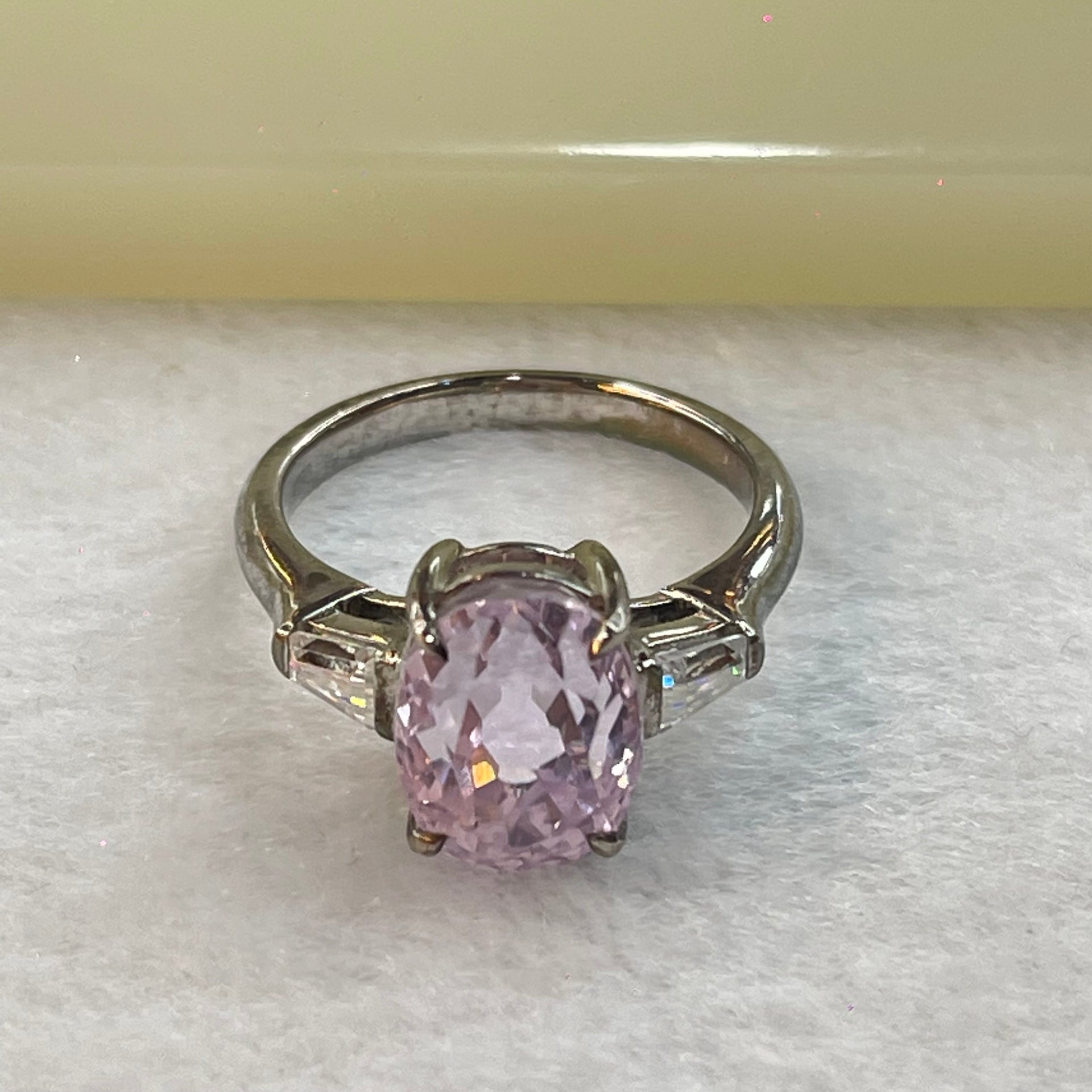 Natural Amethyst with Crystals in S925 Sliver Ring (Adjustable Size) 4.15g 10.5 by 8.1 by 7.9mm - Huangs Jadeite and Jewelry Pte Ltd