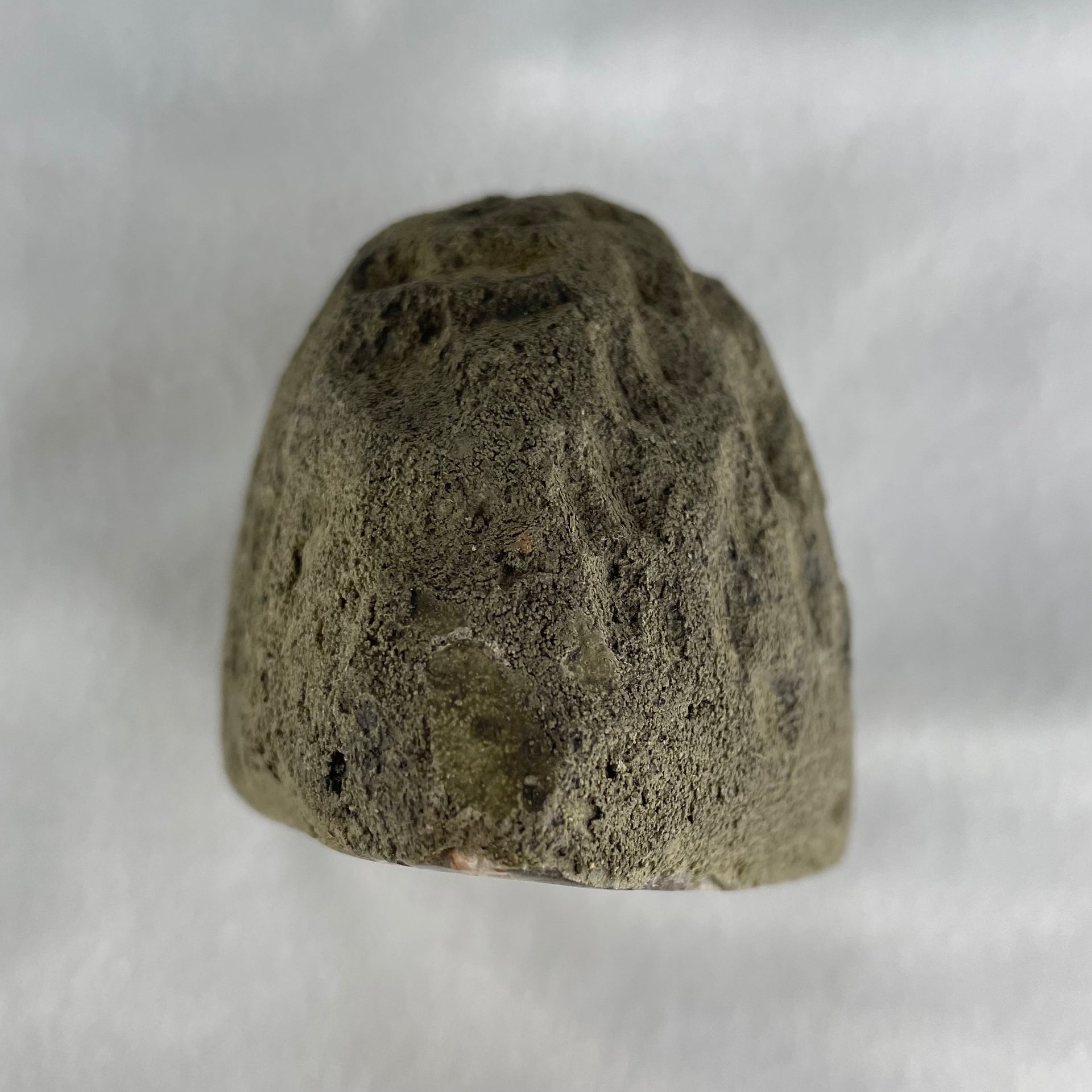 Natural Amethyst Cave with Wooden Stand 973.3g 93.9 by 102.8 by 170.0mm - Huangs Jadeite and Jewelry Pte Ltd