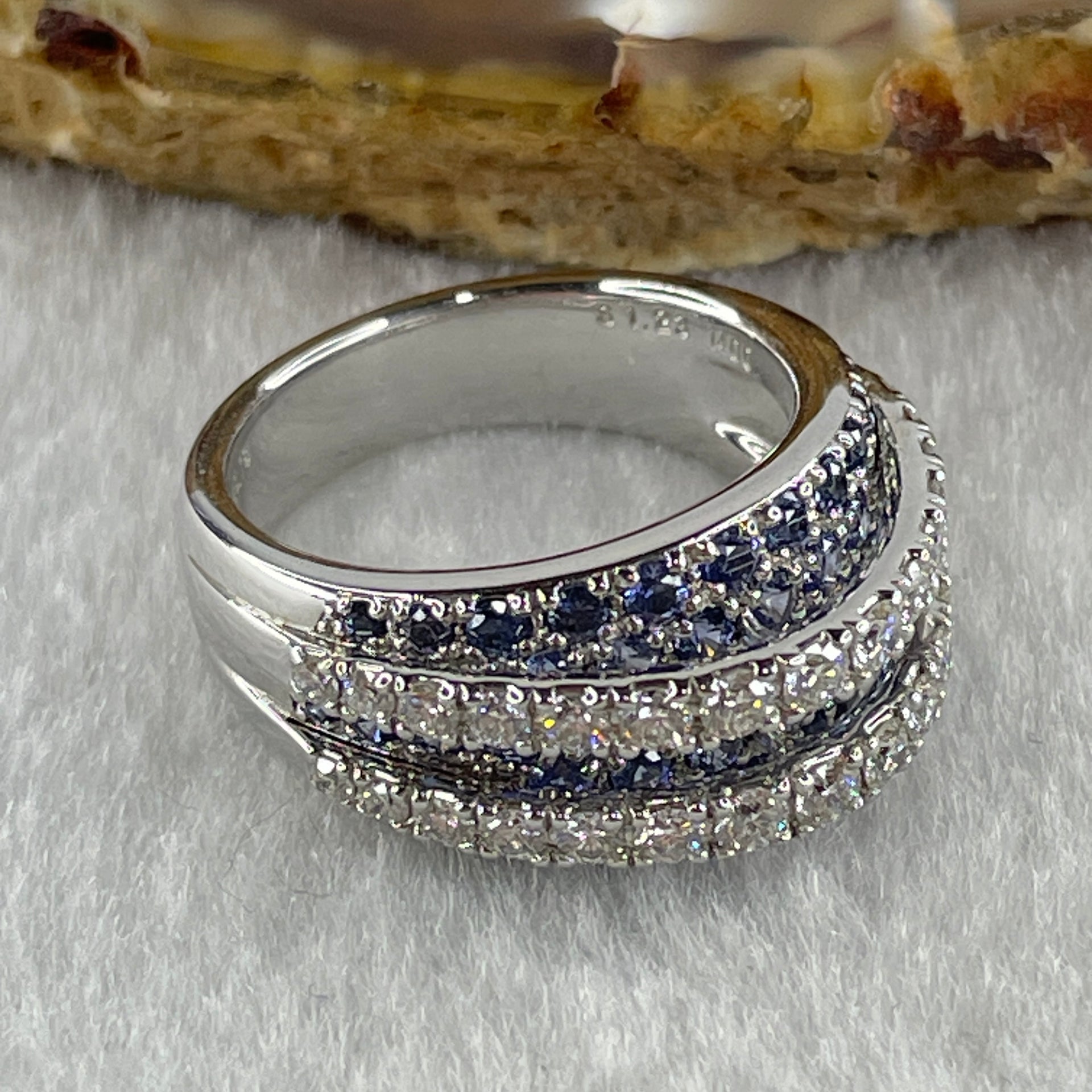 High Grade Natural Pastel Blue Sapphire 1.28ct Natural Diamonds 0.78ct 18K 750 White Gold Ring Total 11.53g US6.75 HK14.5 EUR53 Inner Diameter 17mm - Huangs Jadeite and Jewelry Pte Ltd