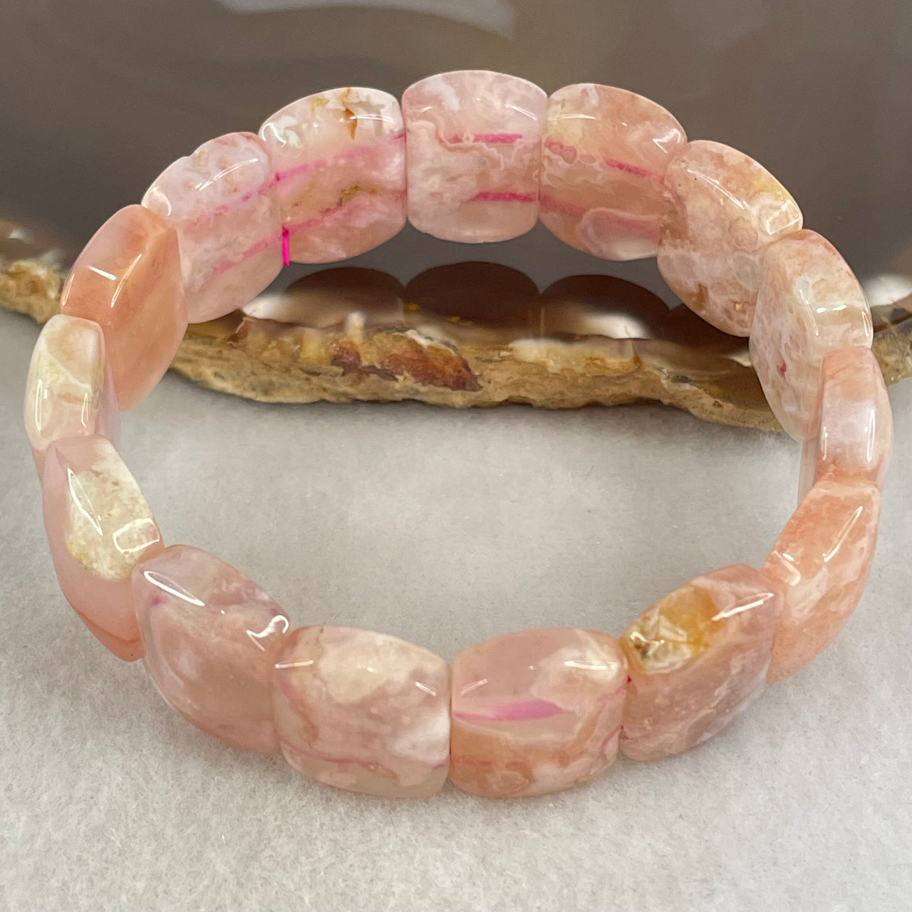 Above Average Natural Pink Flower Agate Shou Pai Bracelet 38.91g 17cm 18.0 by 13.1mm 15 Pieces (Slight External Rough) - Huangs Jadeite and Jewelry Pte Ltd