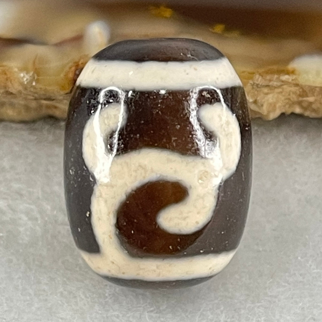 Natural Powerful Tibetan Old Oily Black White Agate Green Tara Dzi Bead Heavenly Master (Tian Zhu) 绿度母天珠 4.79g 17.6 by 13.2mm - Huangs Jadeite and Jewelry Pte Ltd