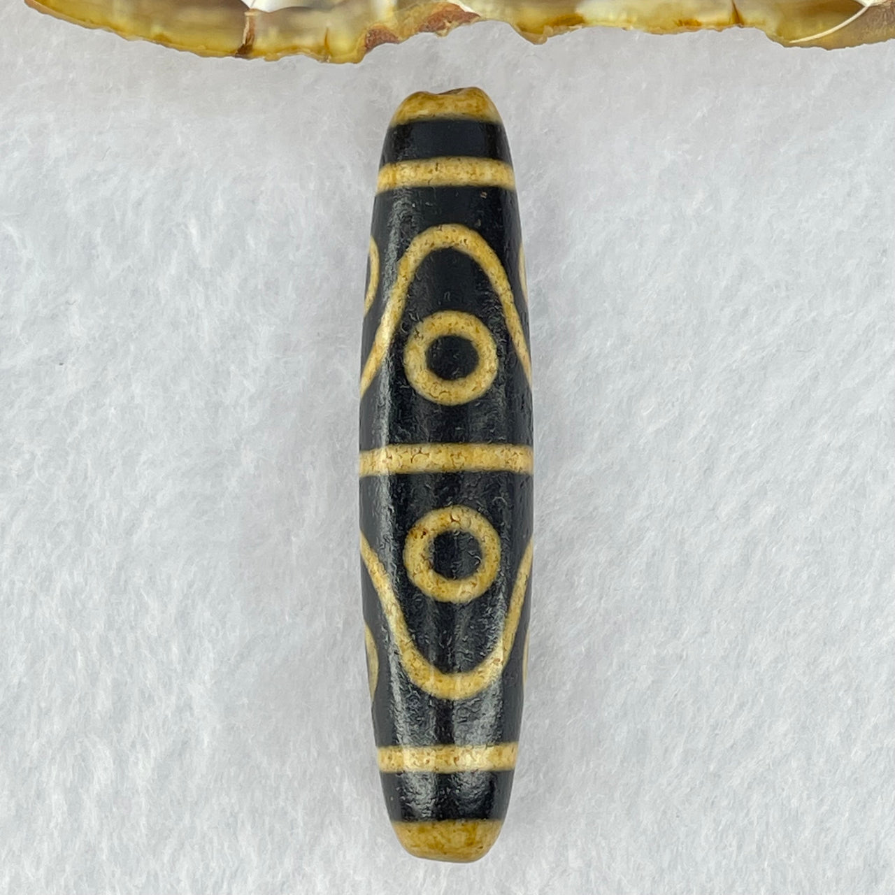 Natural Powerful Tibetan Old Oily Agate 8 Eyes Dzi Bead Heavenly Master (Tian Zhu) 八眼天诛 14.21g 57.2 by 12.9mm - Huangs Jadeite and Jewelry Pte Ltd