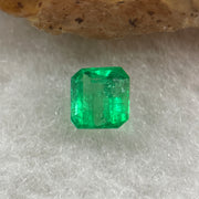 Natural Colombia Vivid Green Emerald (Beryl) Cut-Cornered Rectangular Step cut 0.44ct 4.8 by 4.6 by 2.9mm - Huangs Jadeite and Jewelry Pte Ltd