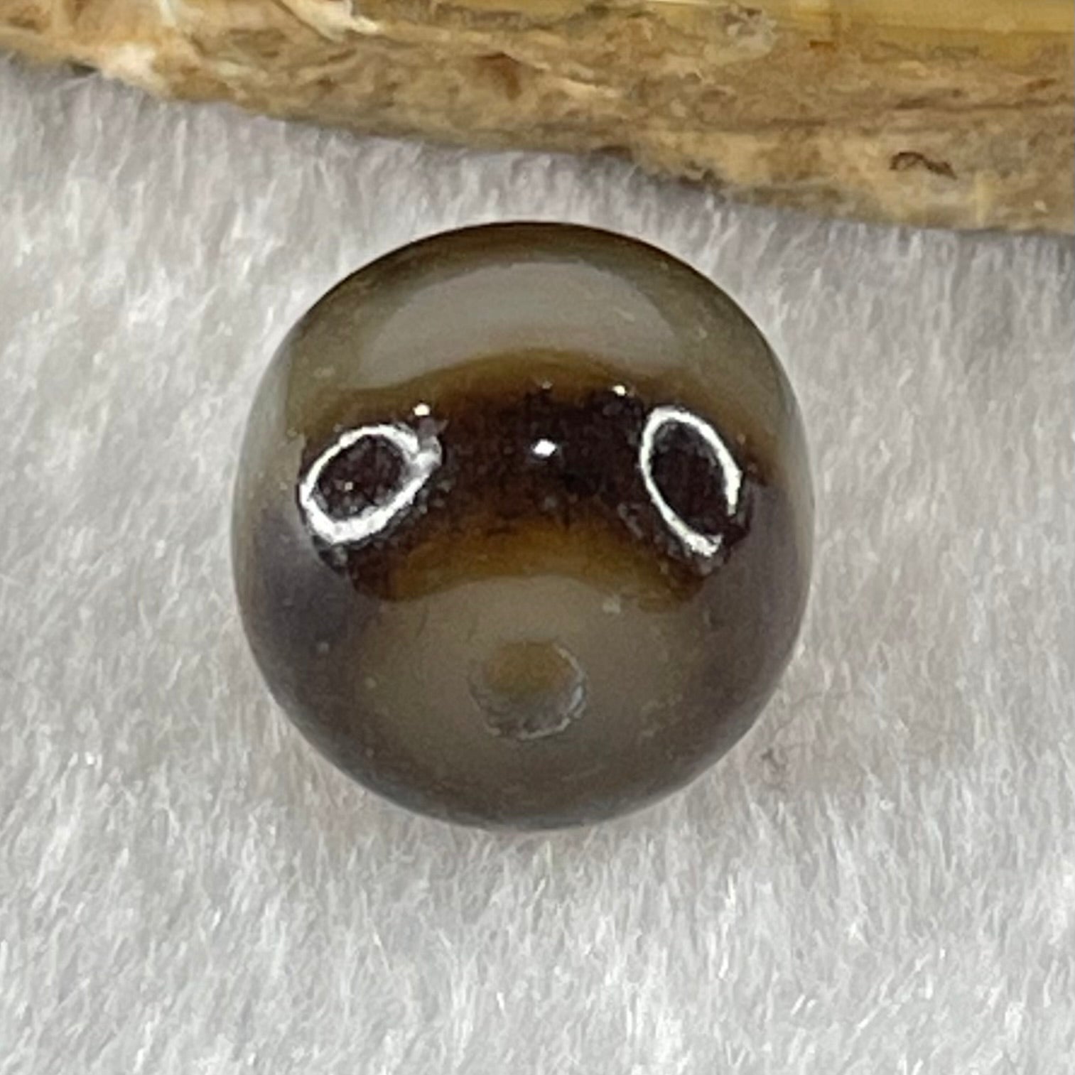 Natural Powerful Tibetan Old Oily Agate 1 Line Dzi Bead Heavenly Master (Tian Zhu) 1.76g 9.8 by 10.8mm - Huangs Jadeite and Jewelry Pte Ltd