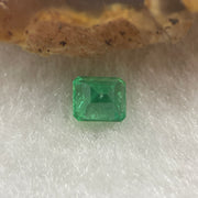 Natural Colombia Green Emerald (Beryl) Cut-Cornered Rectangular step cut 0.53ct 4.9 by 4.2 by 3.7mm - Huangs Jadeite and Jewelry Pte Ltd