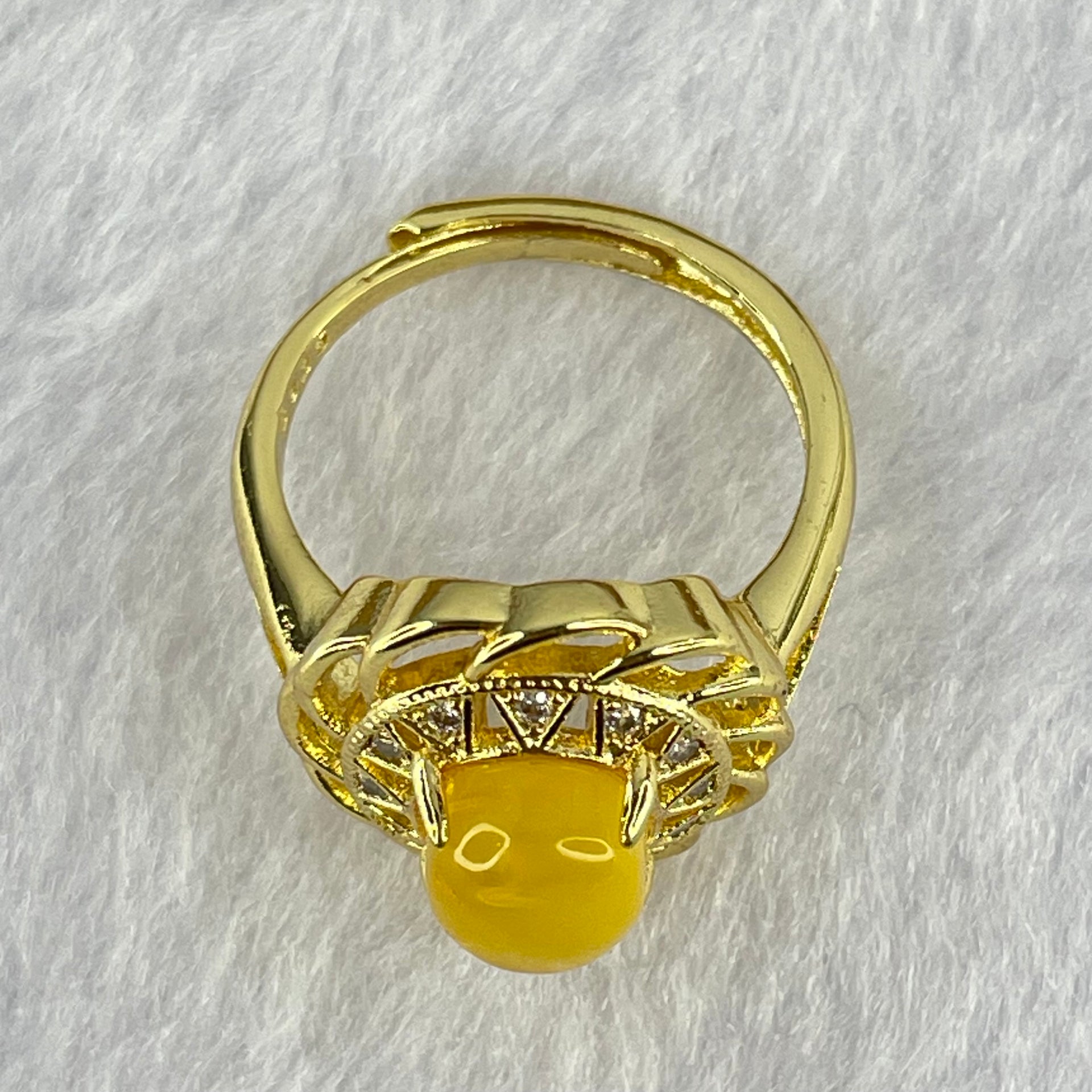 Natural Golden Yellow Amber With Crystals in Sliver Gold Color Ring (Adjustable Size) 3.68g 9.2 by 7.5 by 6.0mm - Huangs Jadeite and Jewelry Pte Ltd