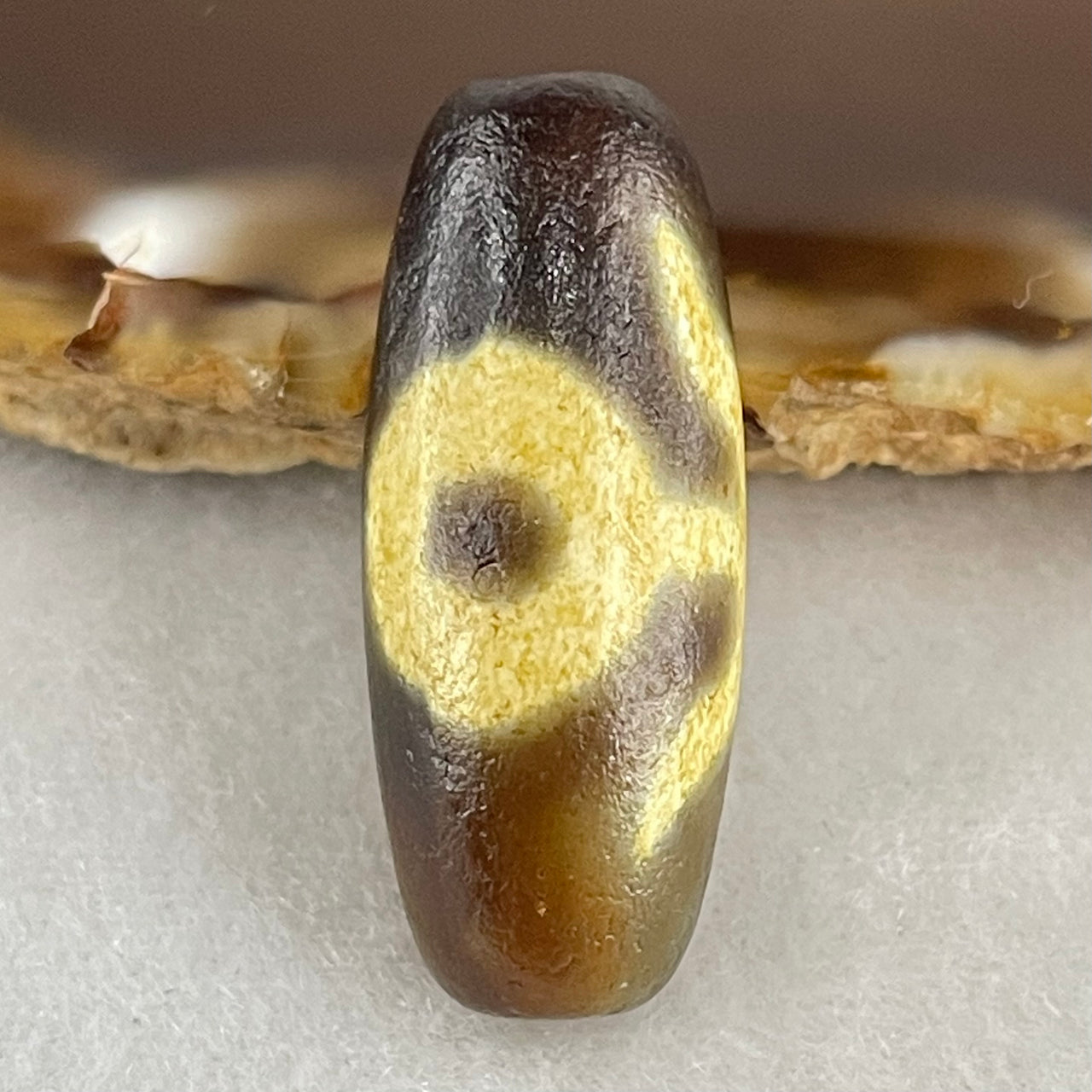 Natural Powerful Tibetan Old Oily Agate Patina Guiren Tairen Human Dzi Bead Totem Amulet Heavenly Master (Tian Zhu) 贵人天诛 5.37g 28.3 by 11.6mm - Huangs Jadeite and Jewelry Pte Ltd