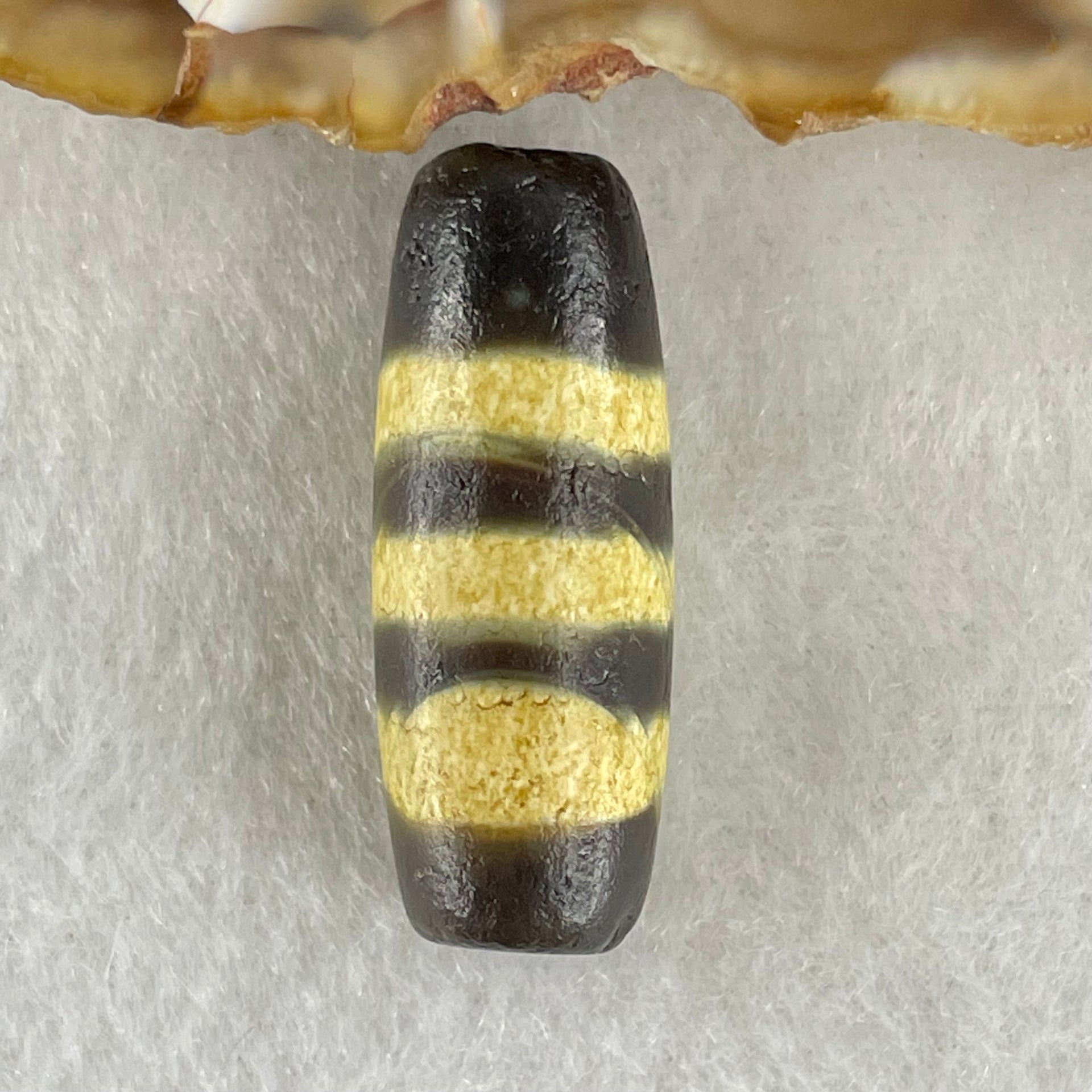 Natural Powerful Tibetan Old Oily Agate 3 Lines Dzi Bead Heavenly Master (Tian Zhu) 三行天诛 5.80g 29.2 by 11.2mm - Huangs Jadeite and Jewelry Pte Ltd