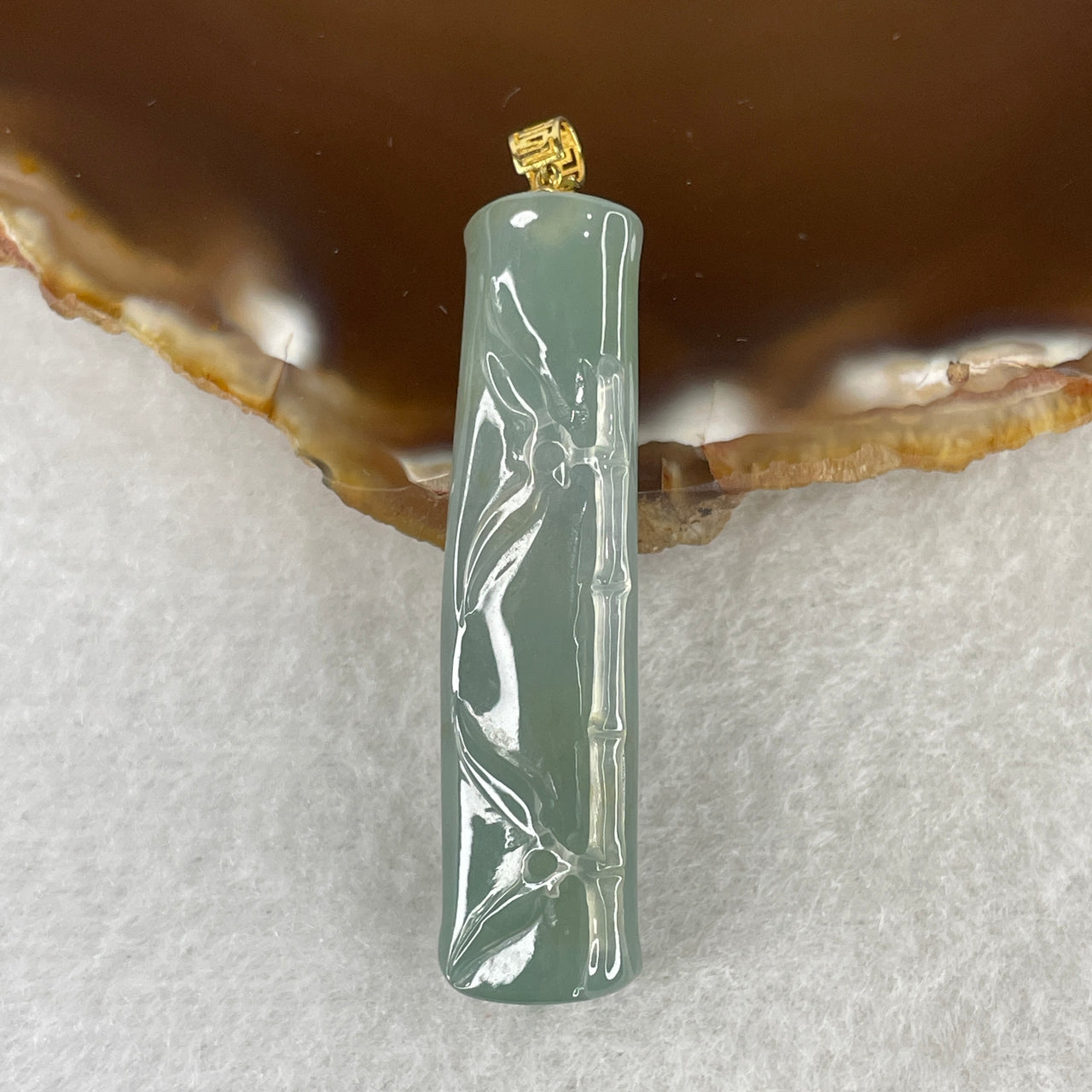 High-Grade Type A Icy Full Blueish Green Jadeite Bamboo Pendant | Solid 18K 750 Yellow Gold Clasp Luxury Pillar of Success Amulet (10.10g 44.8x11.3x9.3mm)