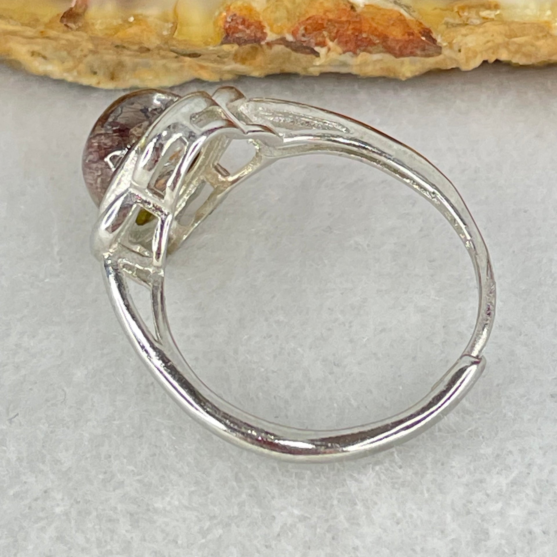 Above Average Grade Natural Super 7 Quartz in S925 Sliver Ring (Adjustable Size) 2.38g 9.0 by 8.0 by 5.0mm - Huangs Jadeite and Jewelry Pte Ltd