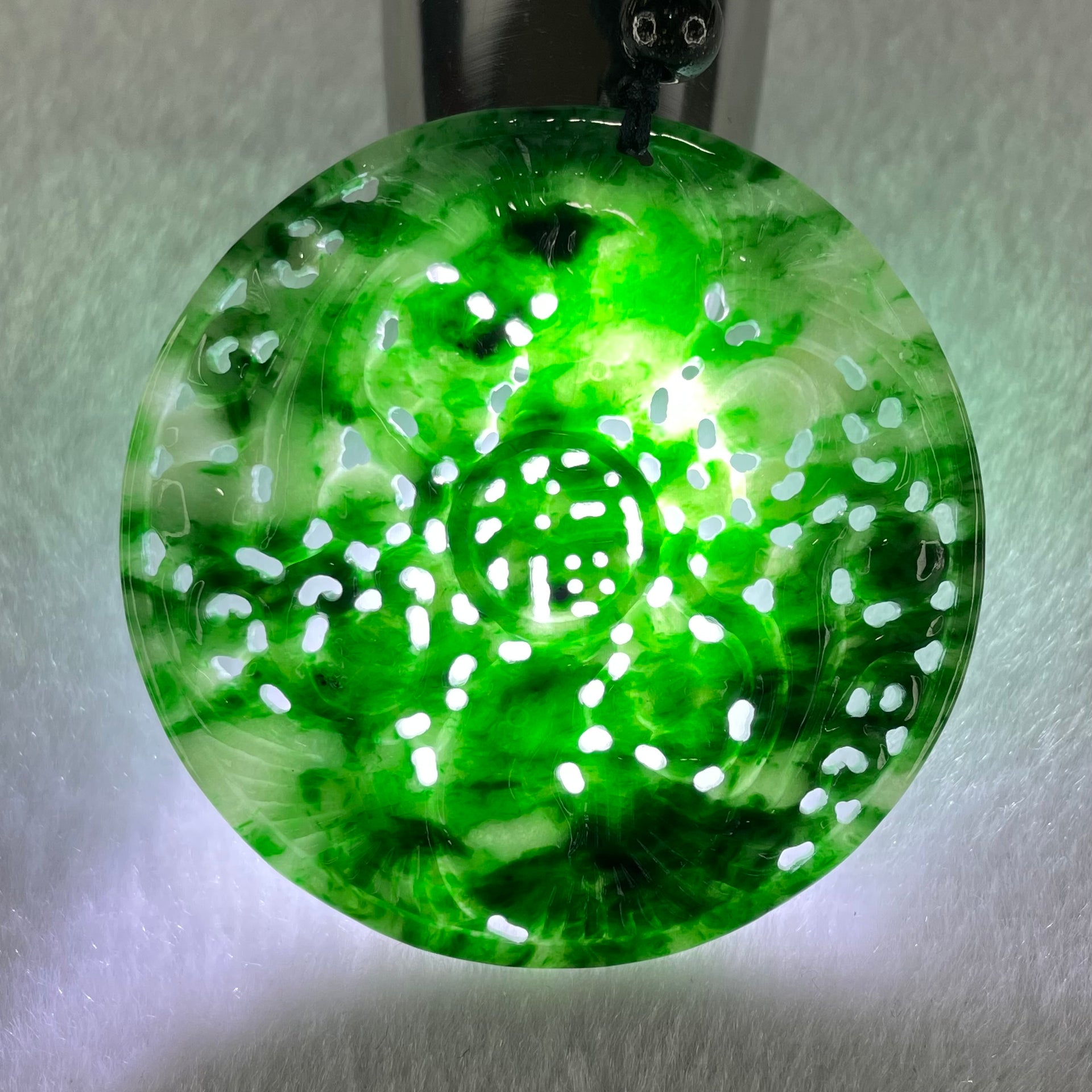 Grandmaster Type A Old Mine Green Piao Hua Jadeite Dragon 15.44g 51.9 by 3.0mm Twin Phoenix 15.25g 49.5 by 2.7mm Pendant Pair 花开富贵 - Huangs Jadeite and Jewelry Pte Ltd
