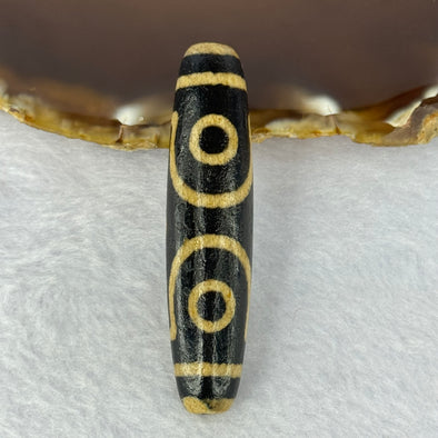 Natural Powerful Tibetan Old Oily Agate 3 Eyes Dzi Bead Heavenly Master (Tian Zhu) 三眼天诛 17.36g 59.3 by 13.9mm - Huangs Jadeite and Jewelry Pte Ltd